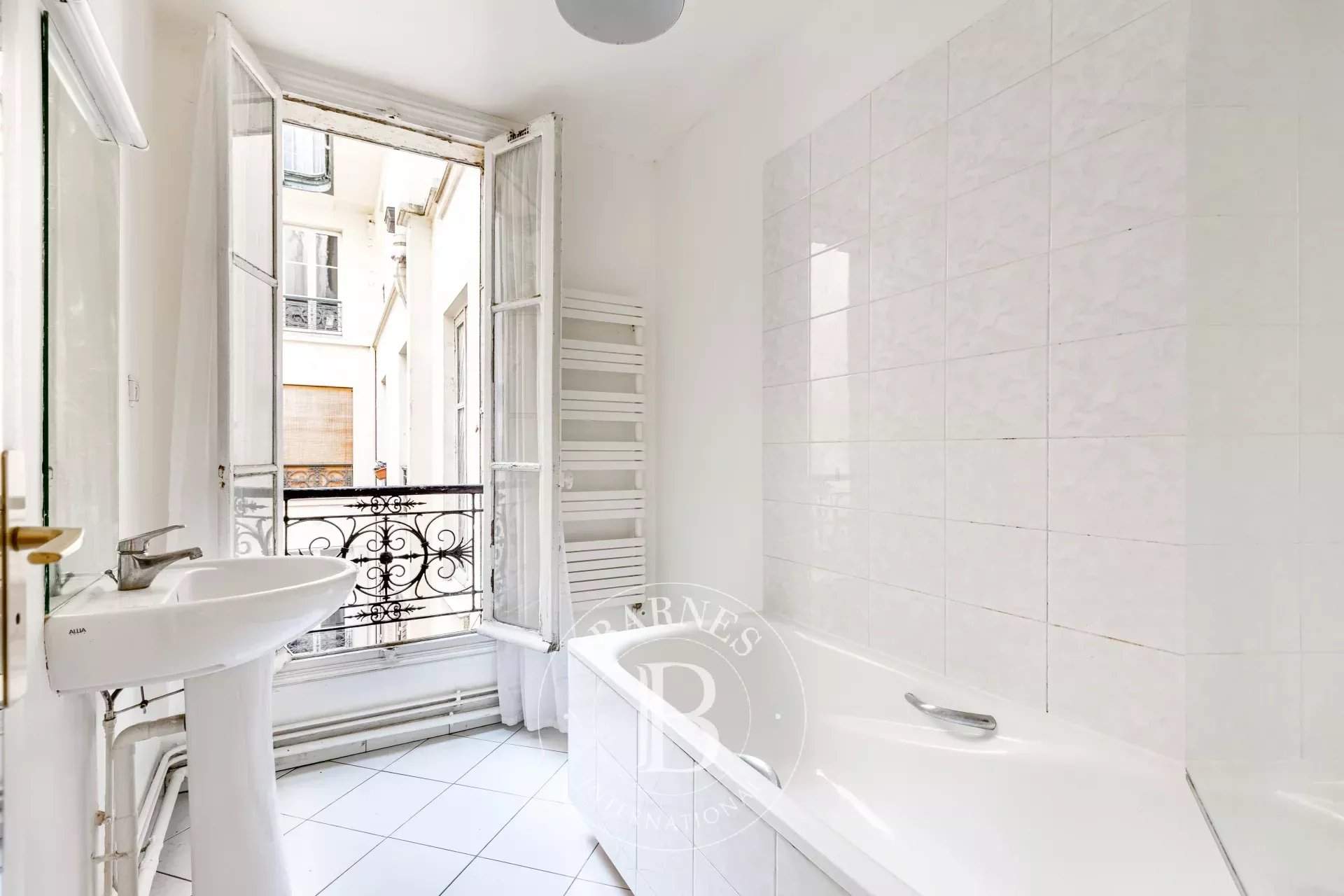 Paris  - Appartement 3 Pi&egrave;ces 2 Chambres - picture 9