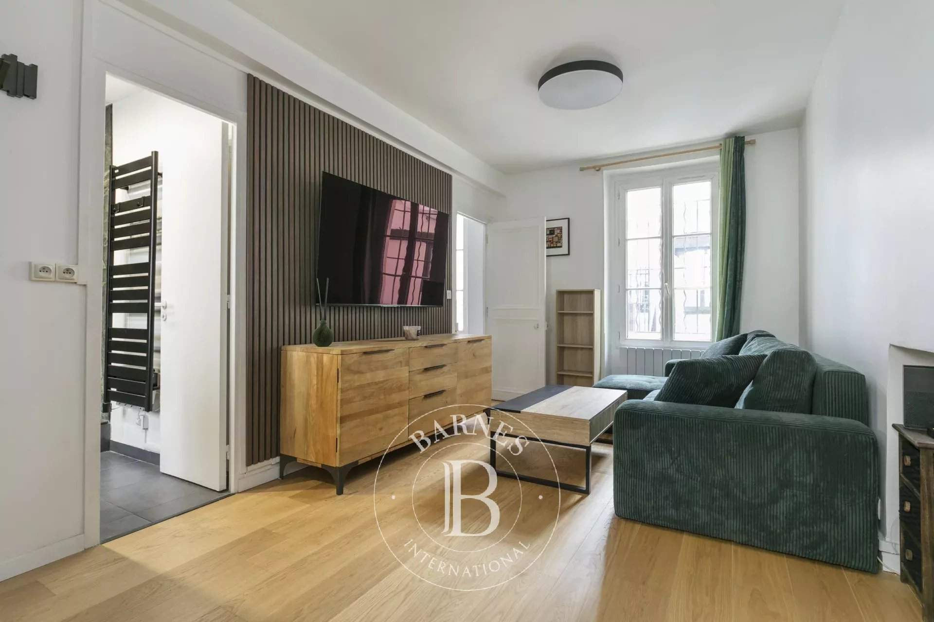 Paris  - Apartment 1 Bedroom - picture 1