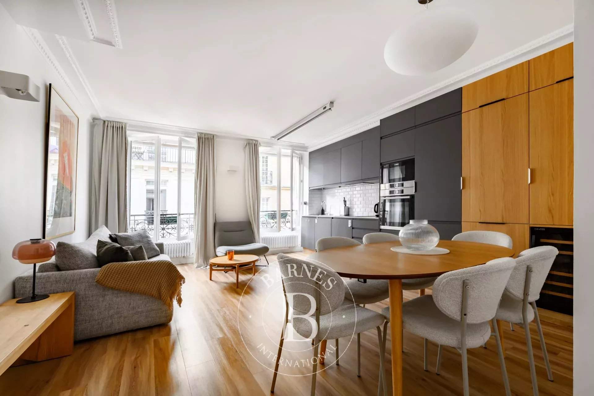 Paris  - Apartment 3 Bedrooms - picture 2