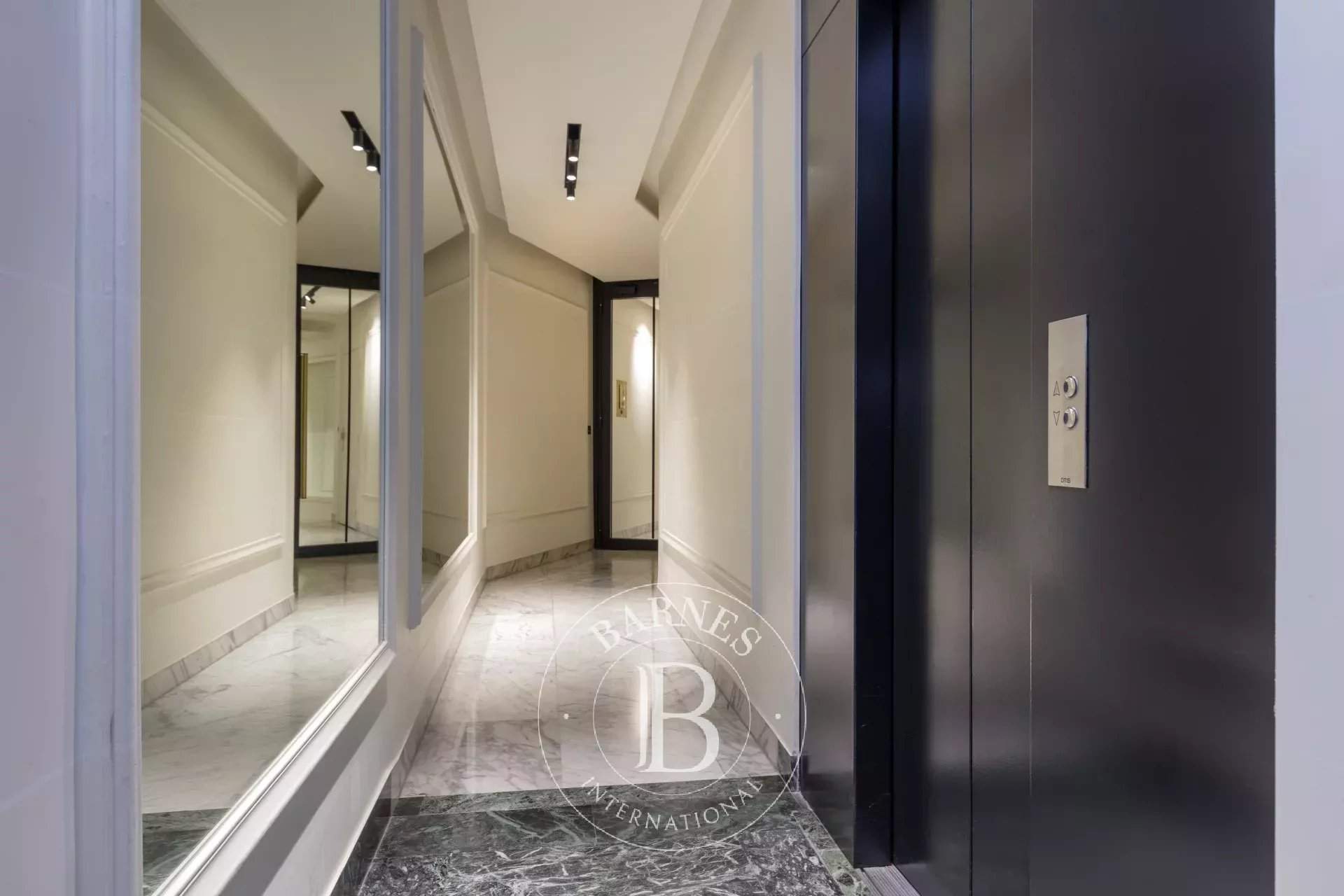 Paris  - Appartement 2 Pi&egrave;ces, 1 Chambre - picture 9