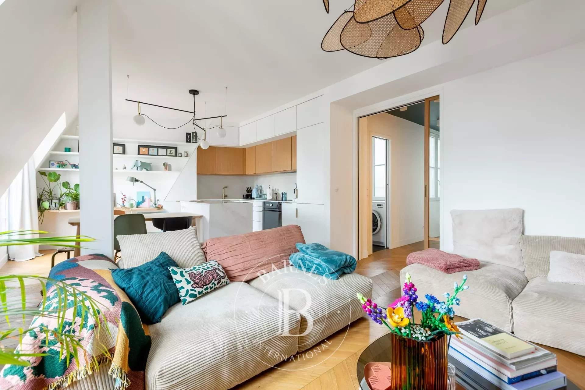 Paris  - Apartment 2 Bedrooms - picture 2