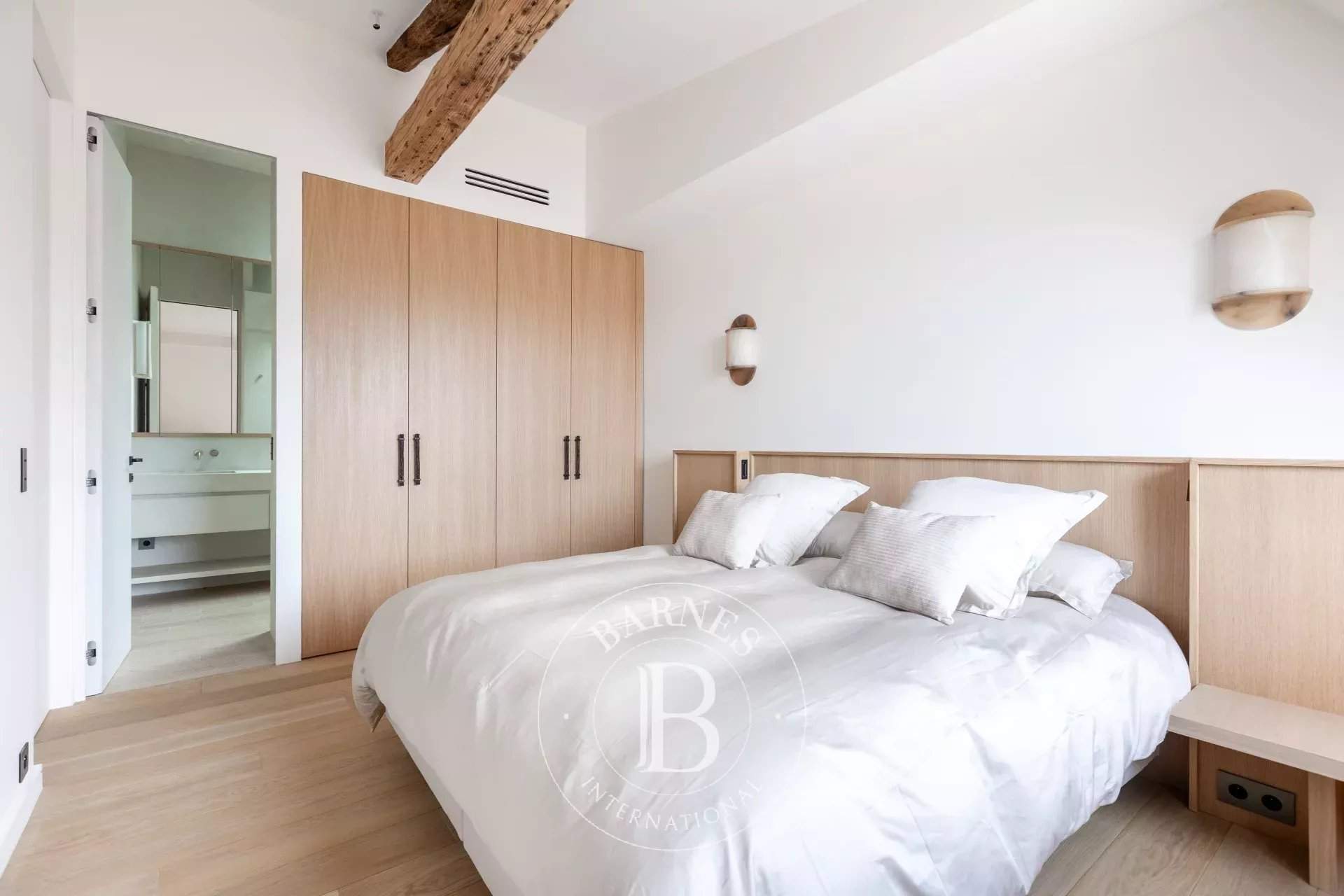 Paris  - Appartement 4 Pi&egrave;ces 2 Chambres - picture 8