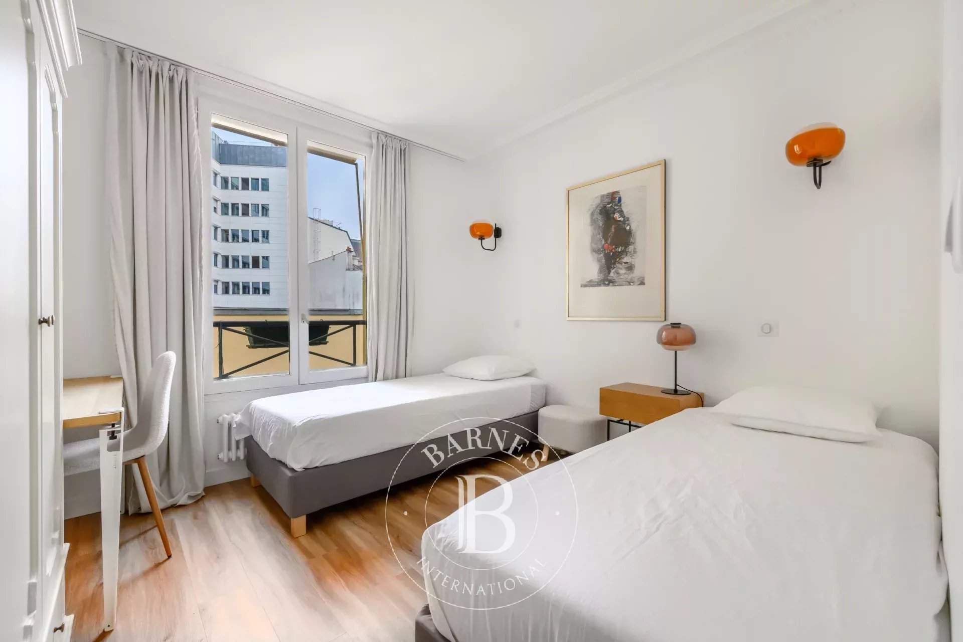 Paris  - Apartment 3 Bedrooms - picture 9