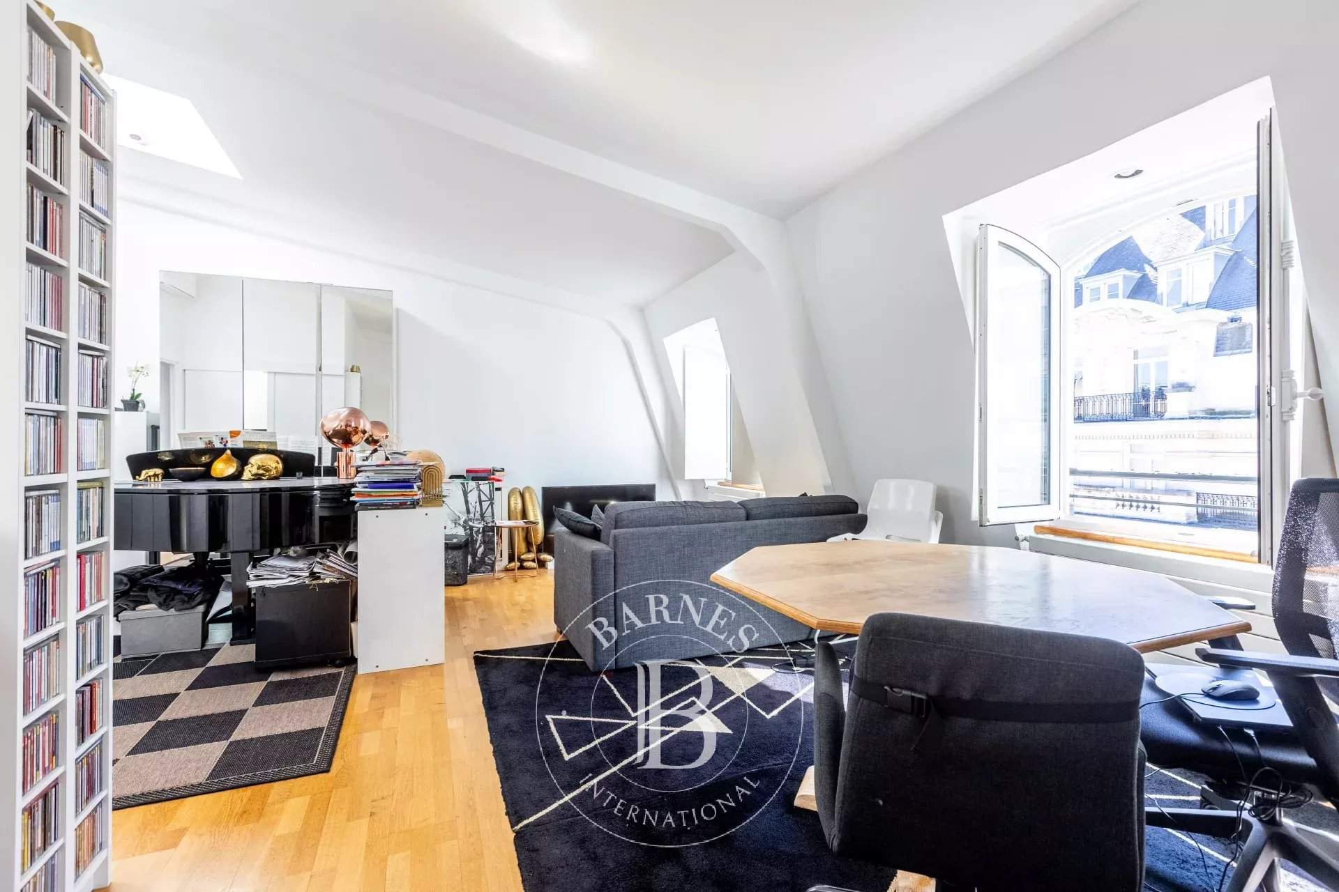 Paris  - Apartment 2 Bedrooms - picture 1