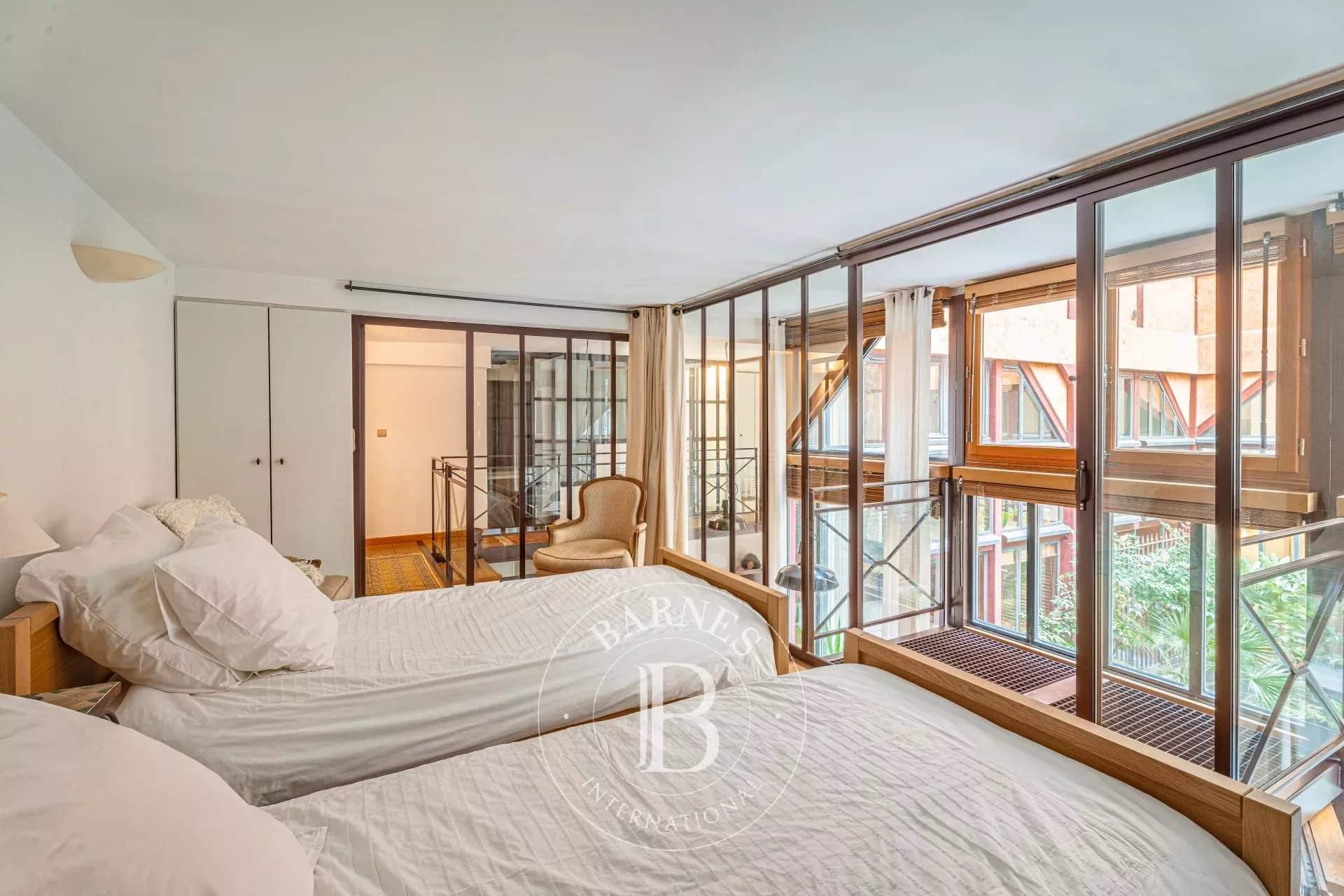 Paris  - Appartement  - picture 10