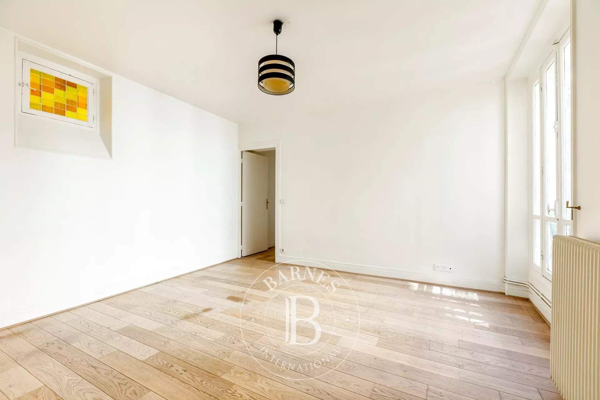 Paris  - Appartement 3 Pi&egrave;ces 2 Chambres - picture 4