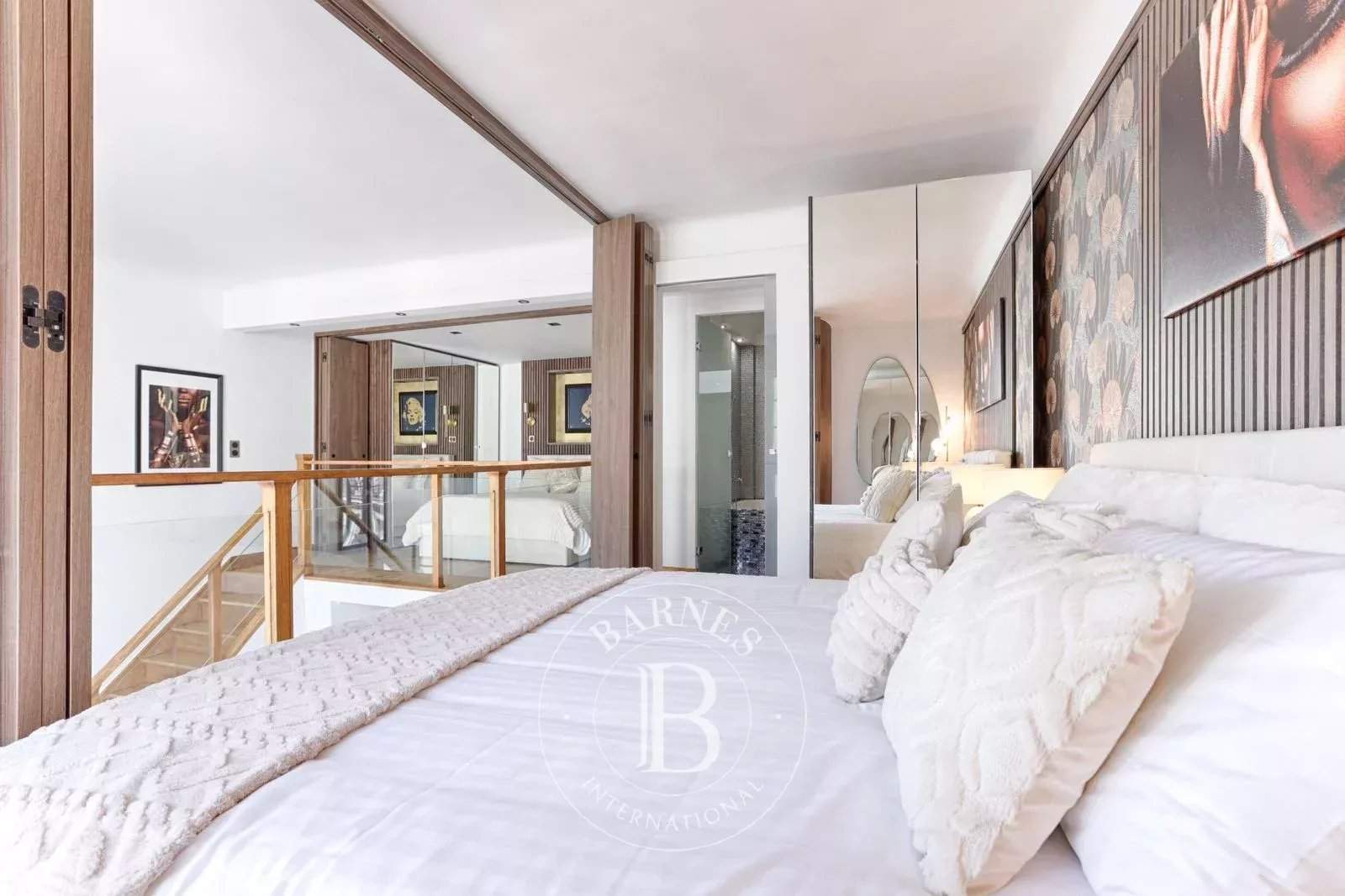 Paris  - Apartment 3 Bedrooms - picture 12