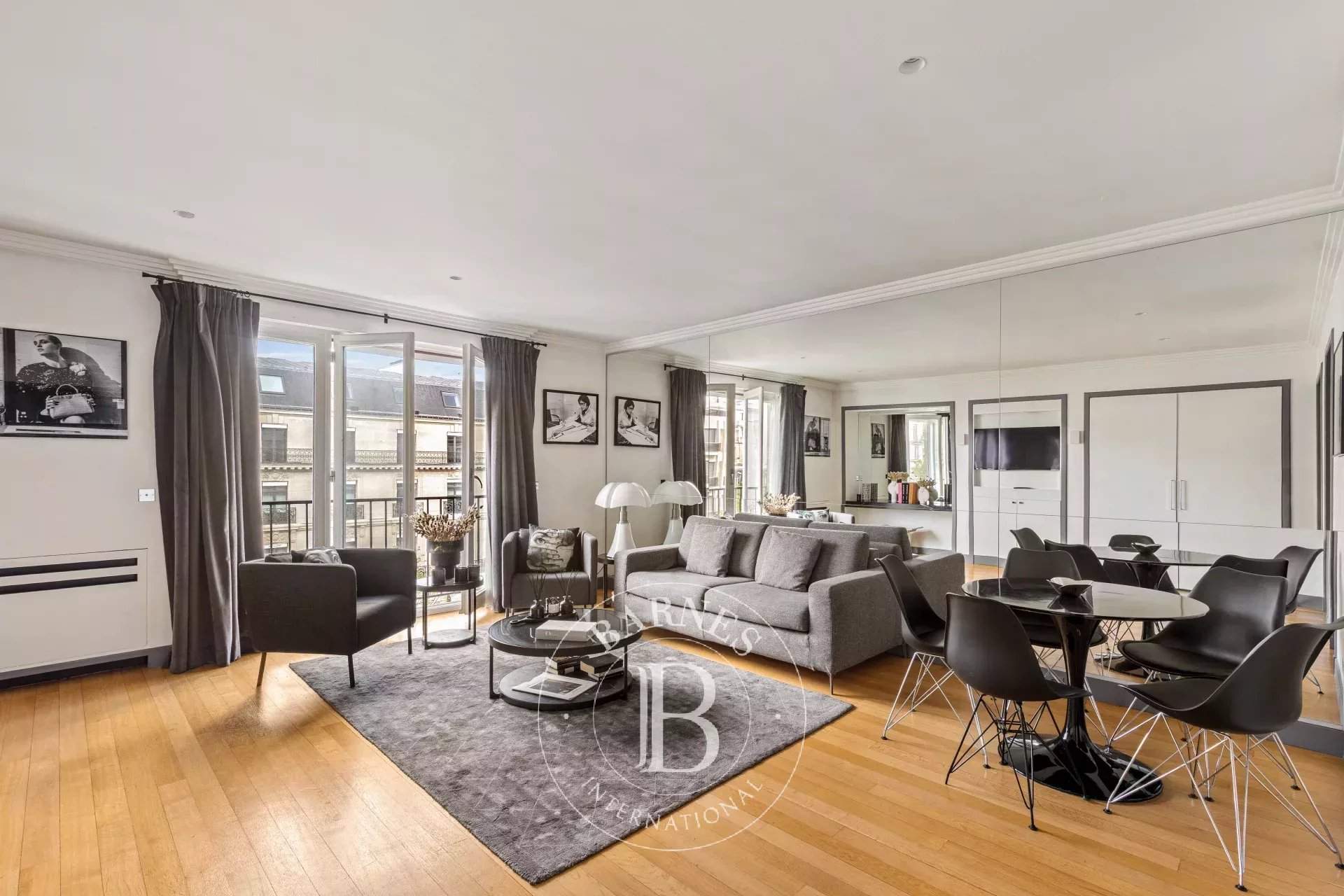 Paris  - Apartment  - picture 1