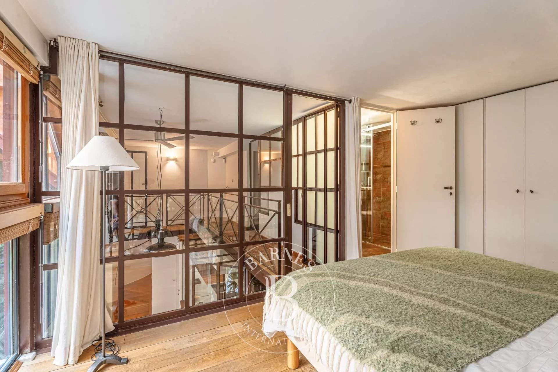Paris  - Appartement  - picture 11
