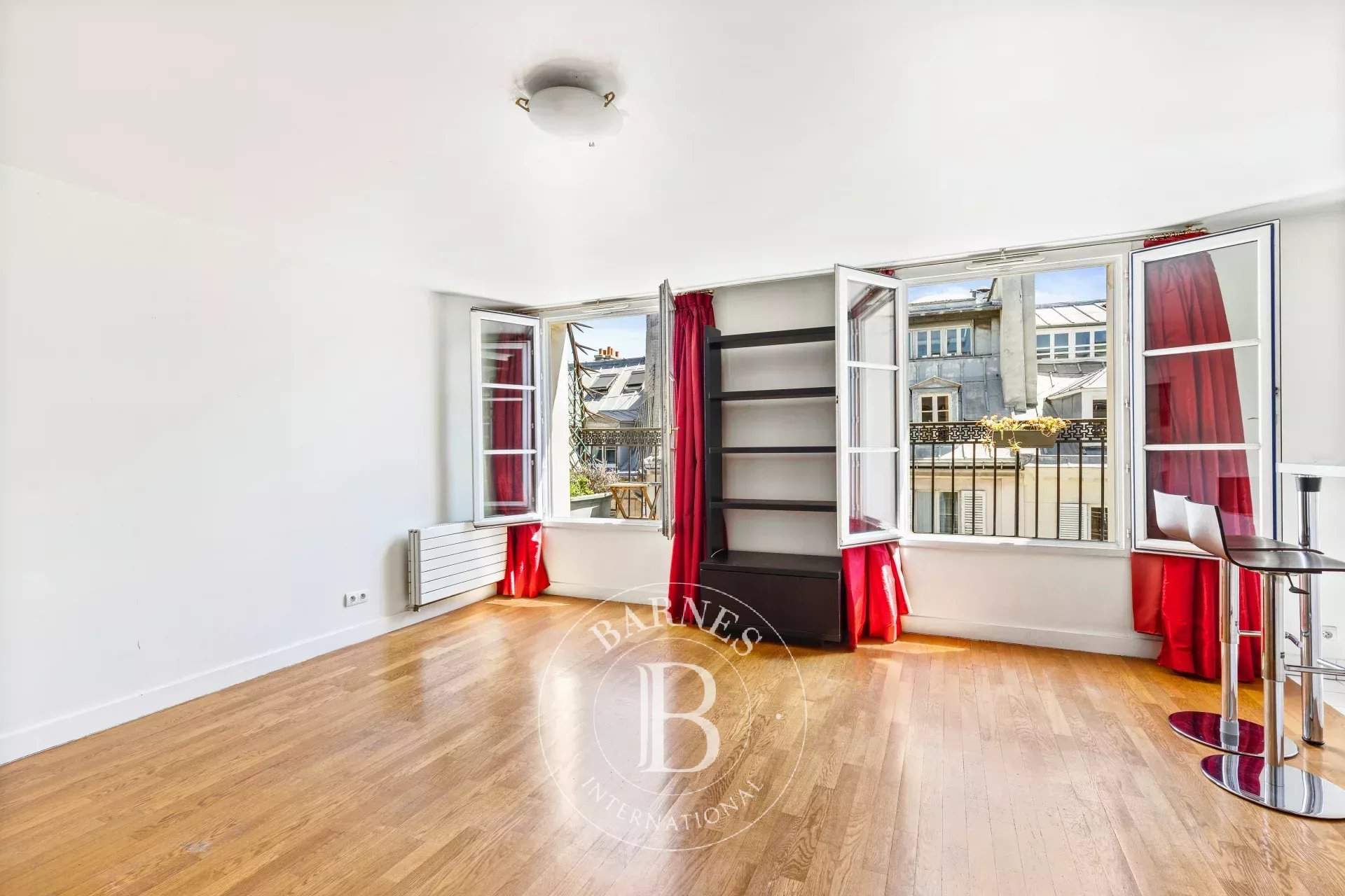 Paris  - Appartement 1 Pi&egrave;ce - picture 2