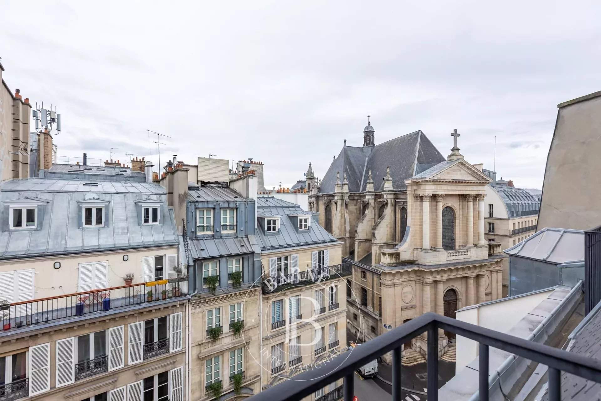 Paris  - Apartment 2 Bedrooms - picture 10