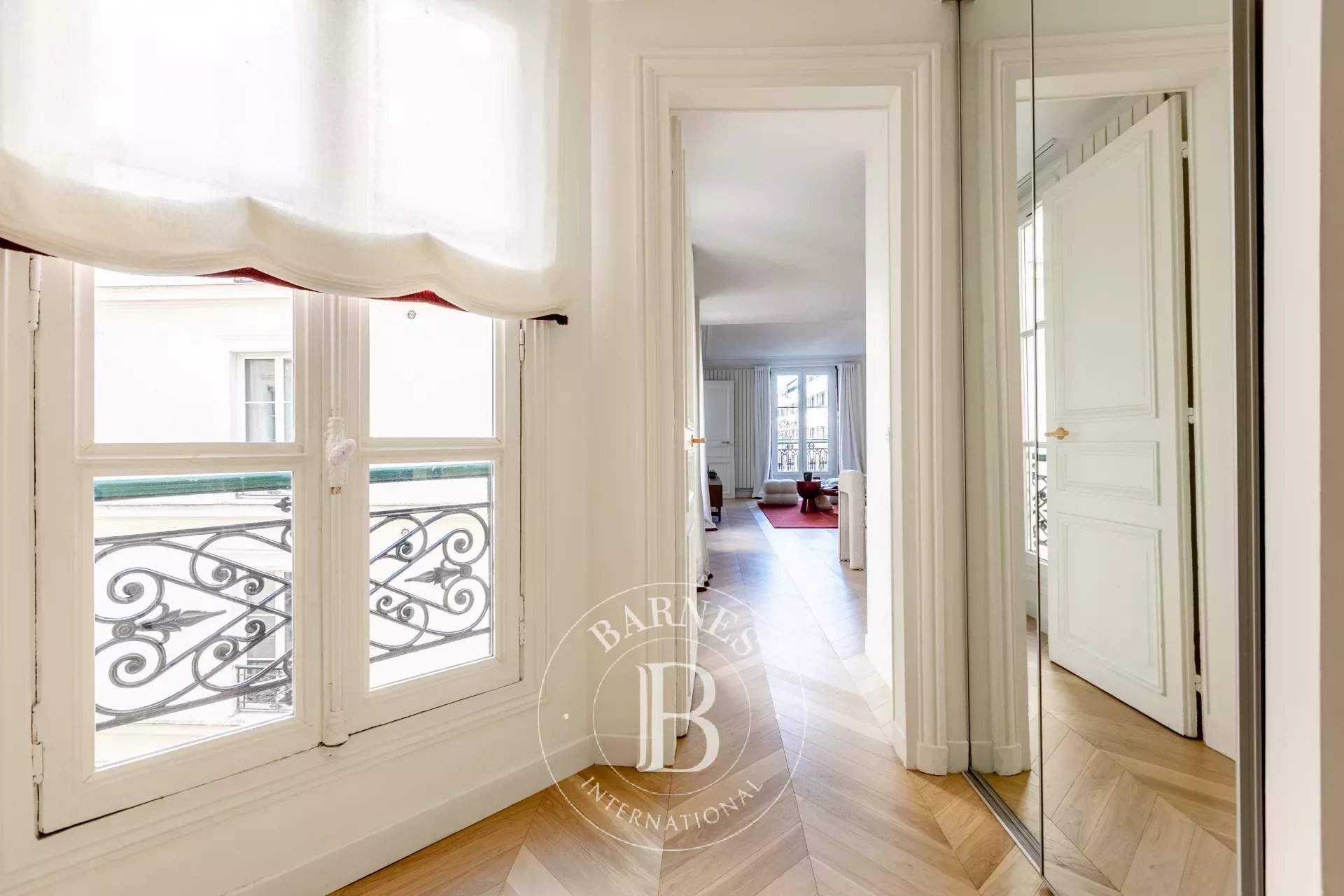 Paris  - Appartement 3 Pi&egrave;ces 2 Chambres - picture 9