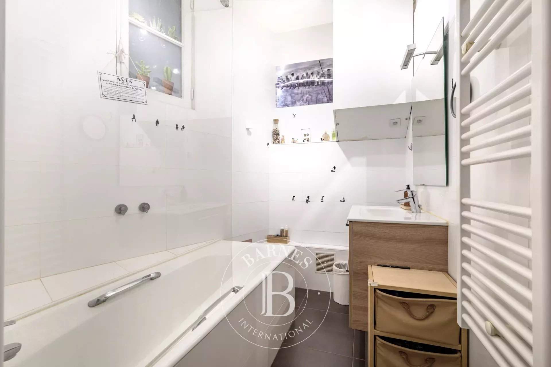 Paris  - Apartment 2 Bedrooms - picture 8