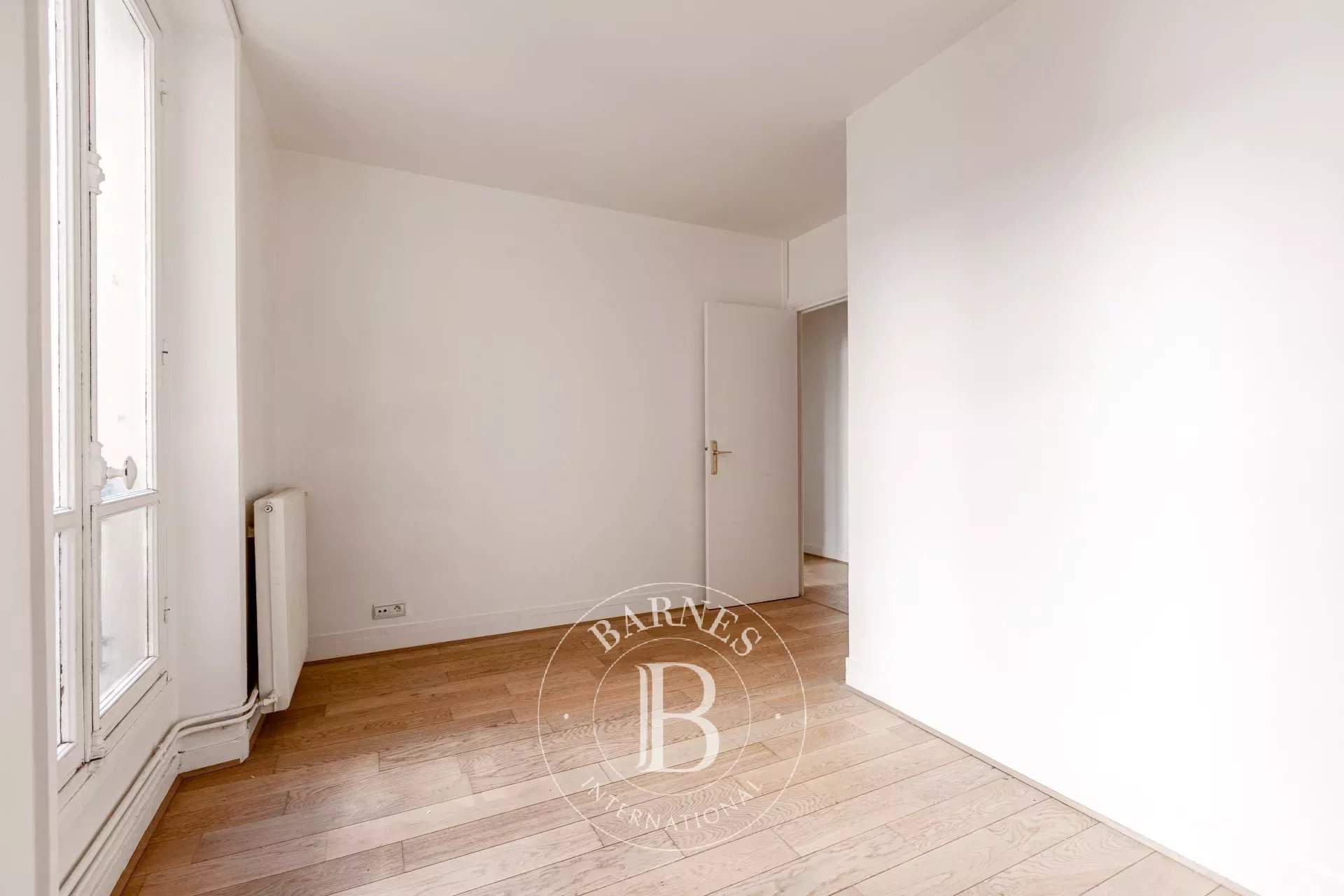 Paris  - Appartement 3 Pi&egrave;ces 2 Chambres - picture 8