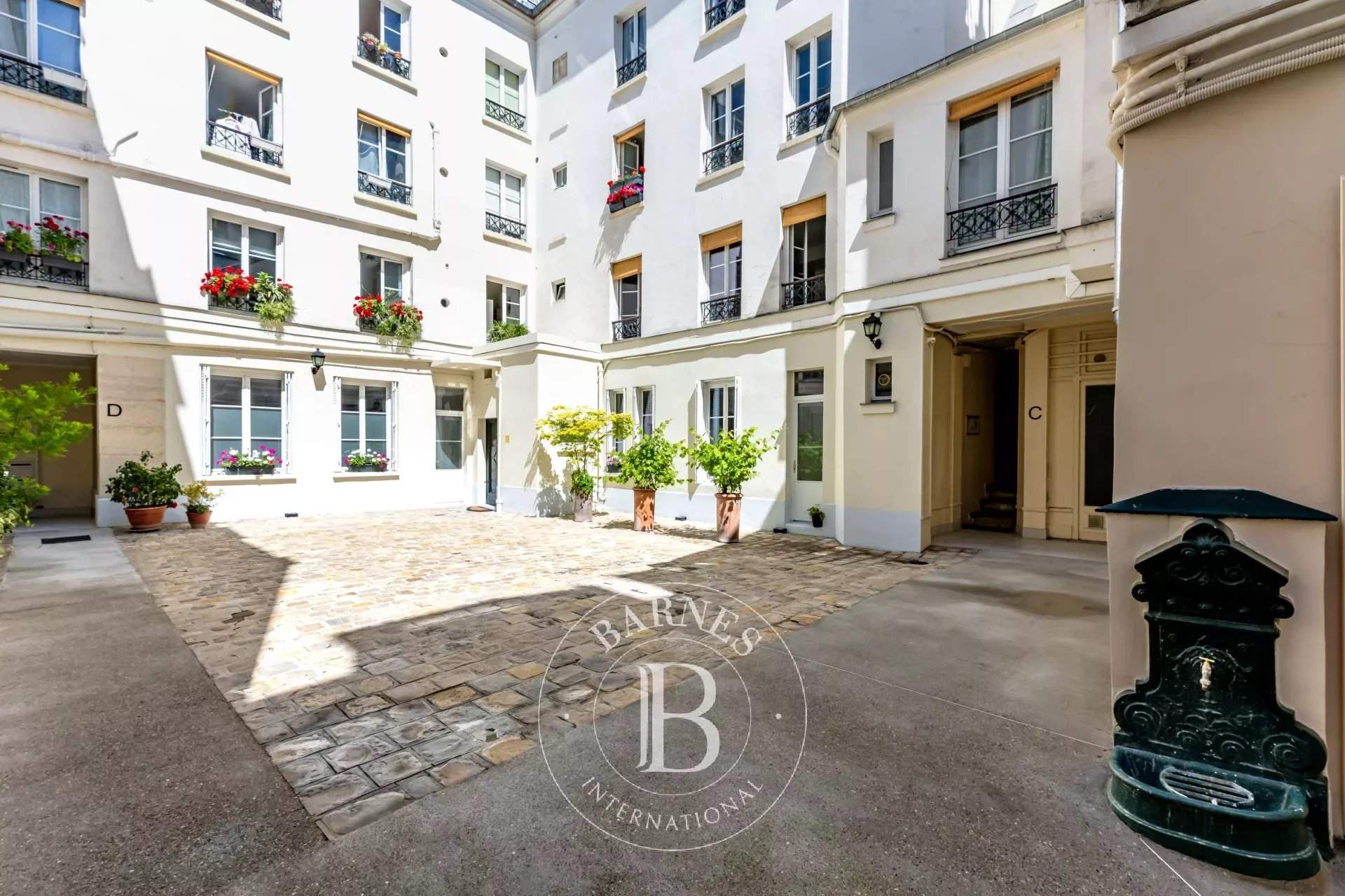 Paris  - Appartement 2 Pi&egrave;ces, 1 Chambre - picture 8