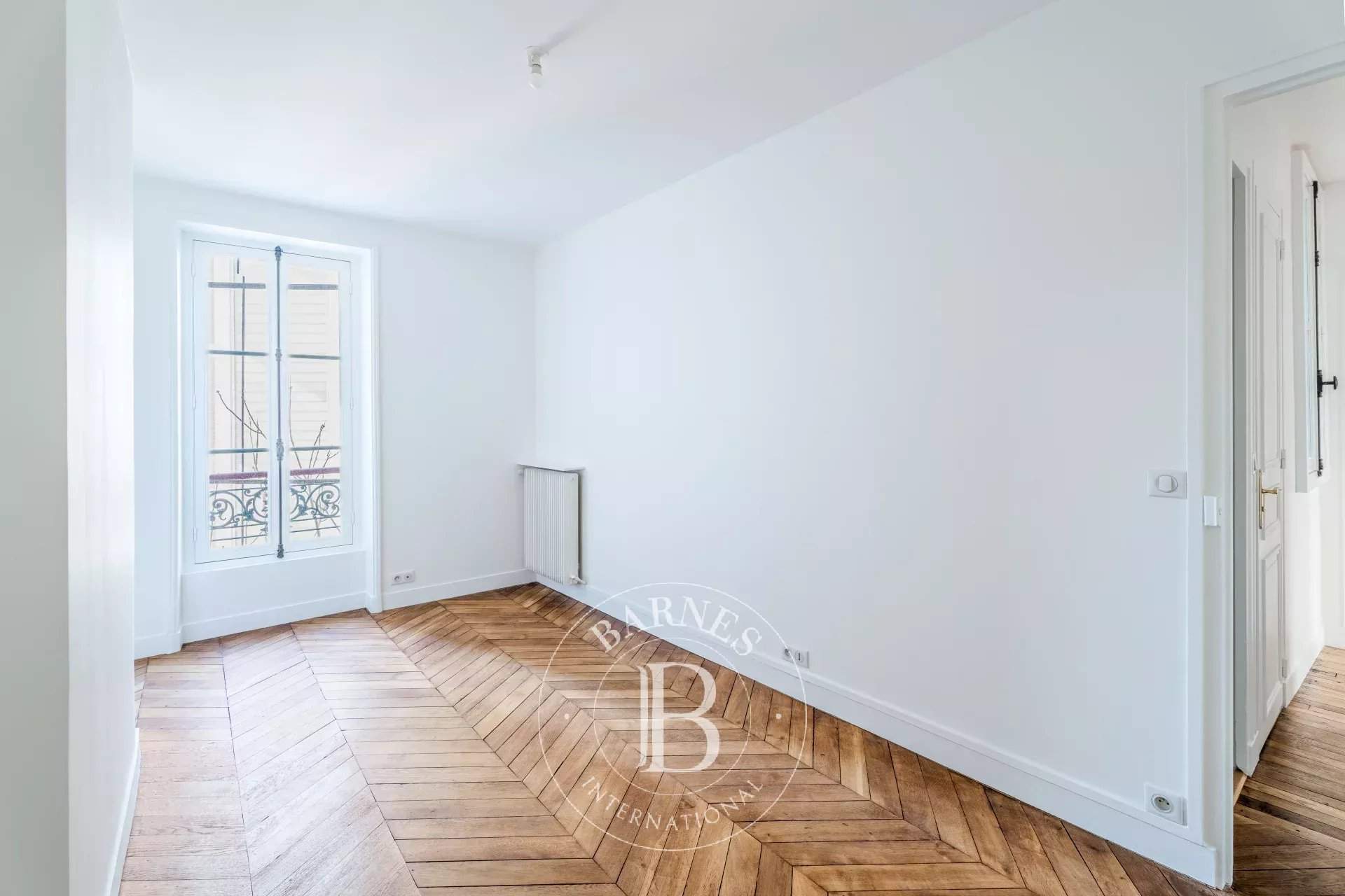 Paris  - Appartement 3 Pi&egrave;ces 2 Chambres - picture 6