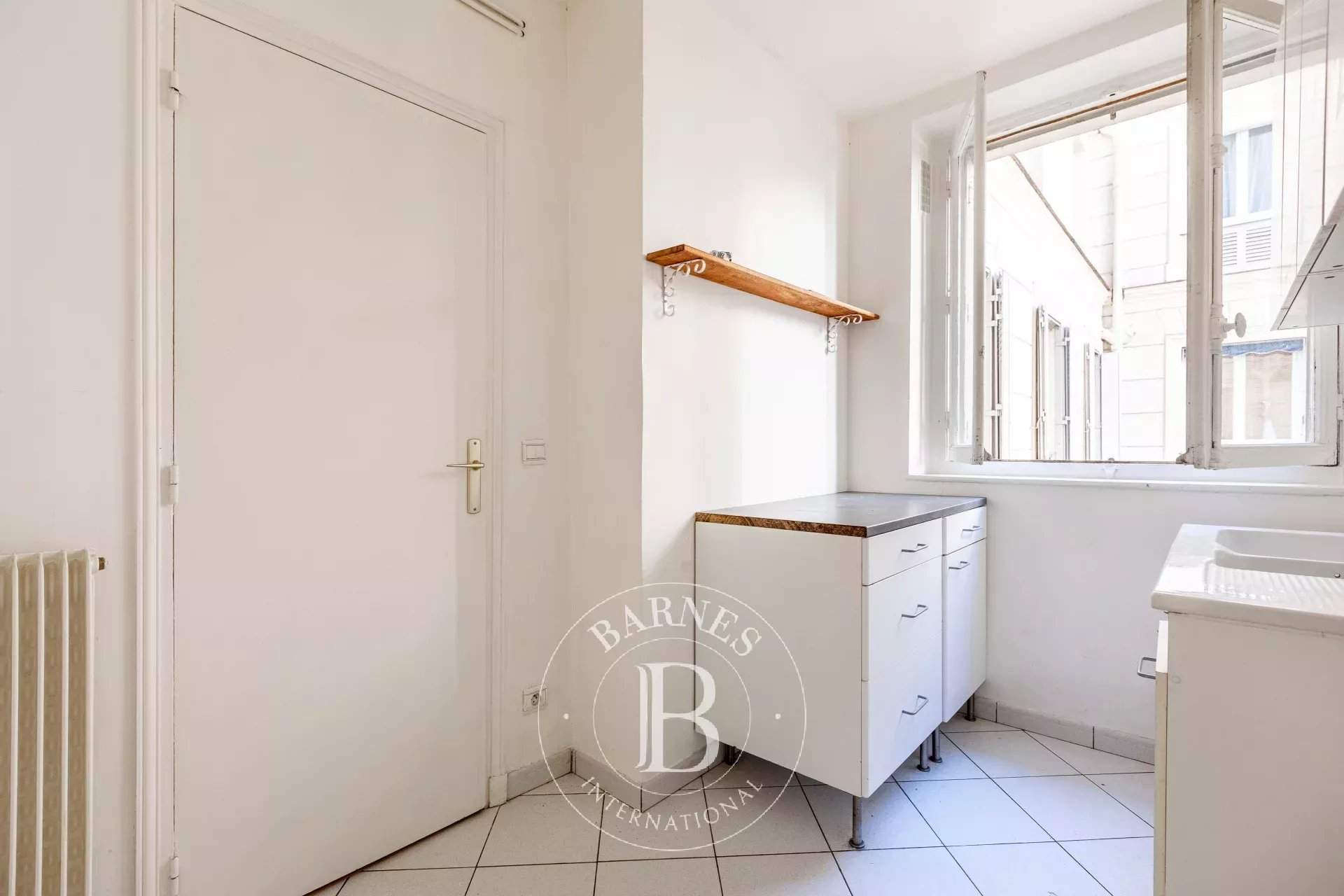 Paris  - Appartement 3 Pi&egrave;ces 2 Chambres - picture 6