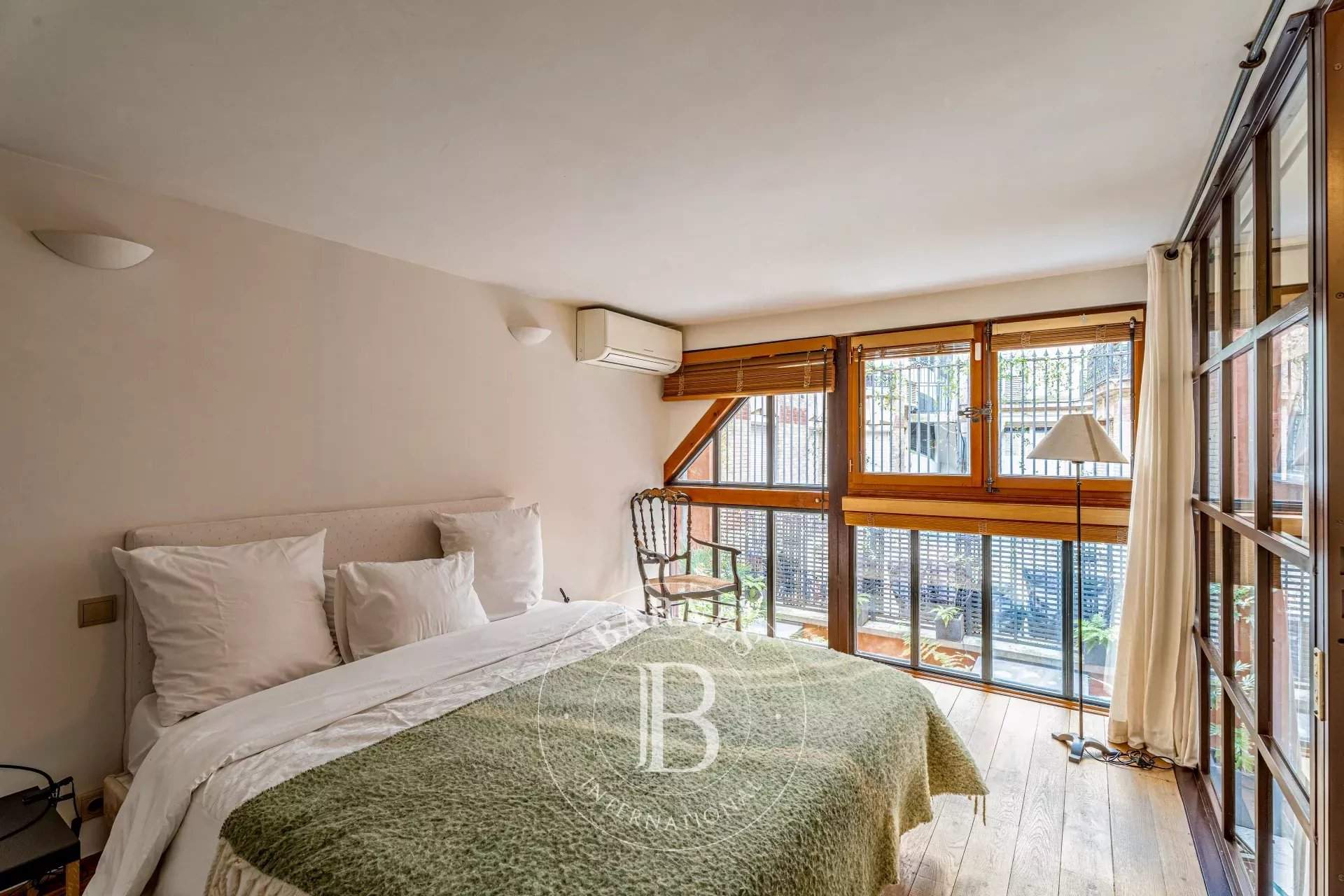 Paris  - Appartement  - picture 13