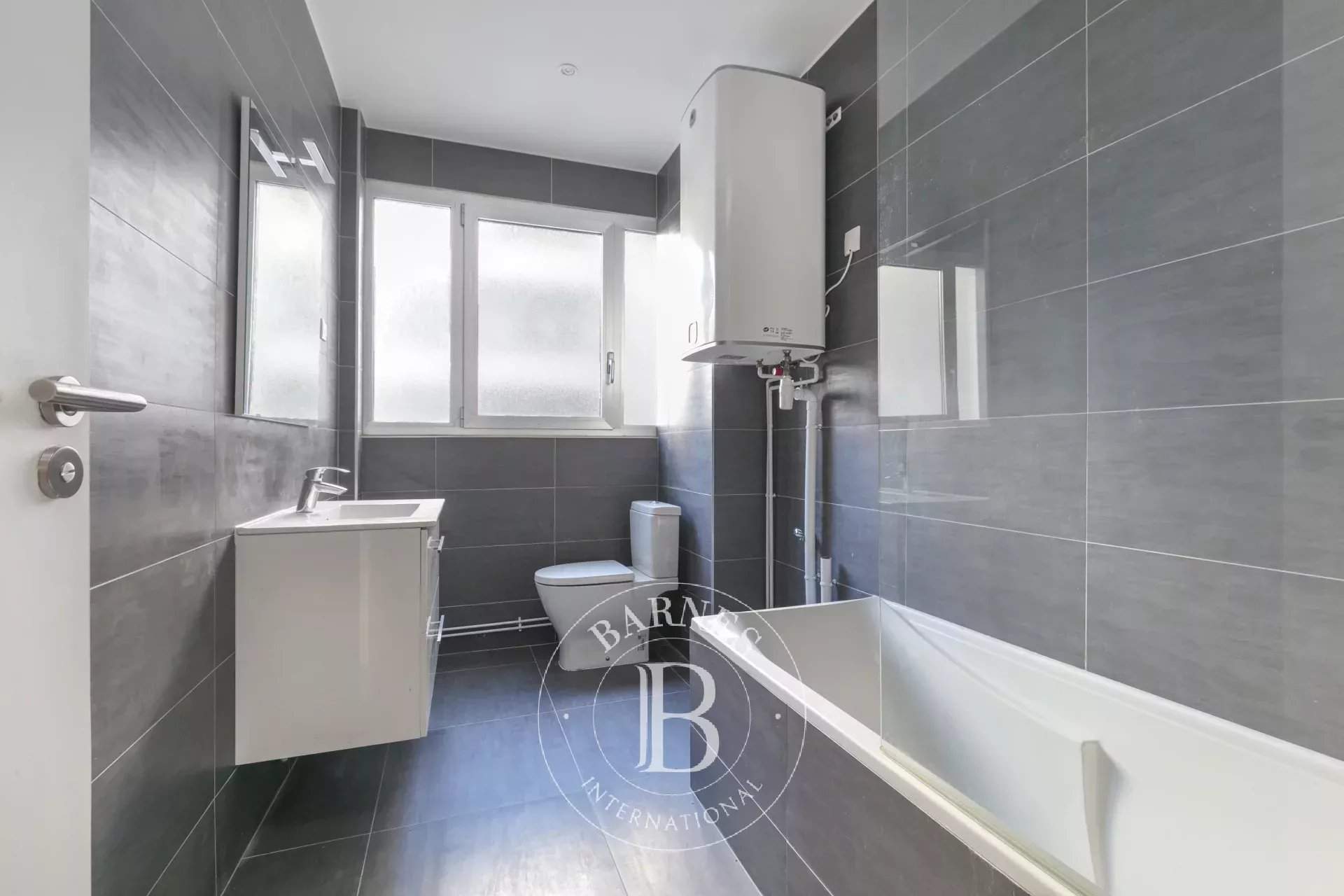 Paris  - Apartment 1 Bedroom - picture 7