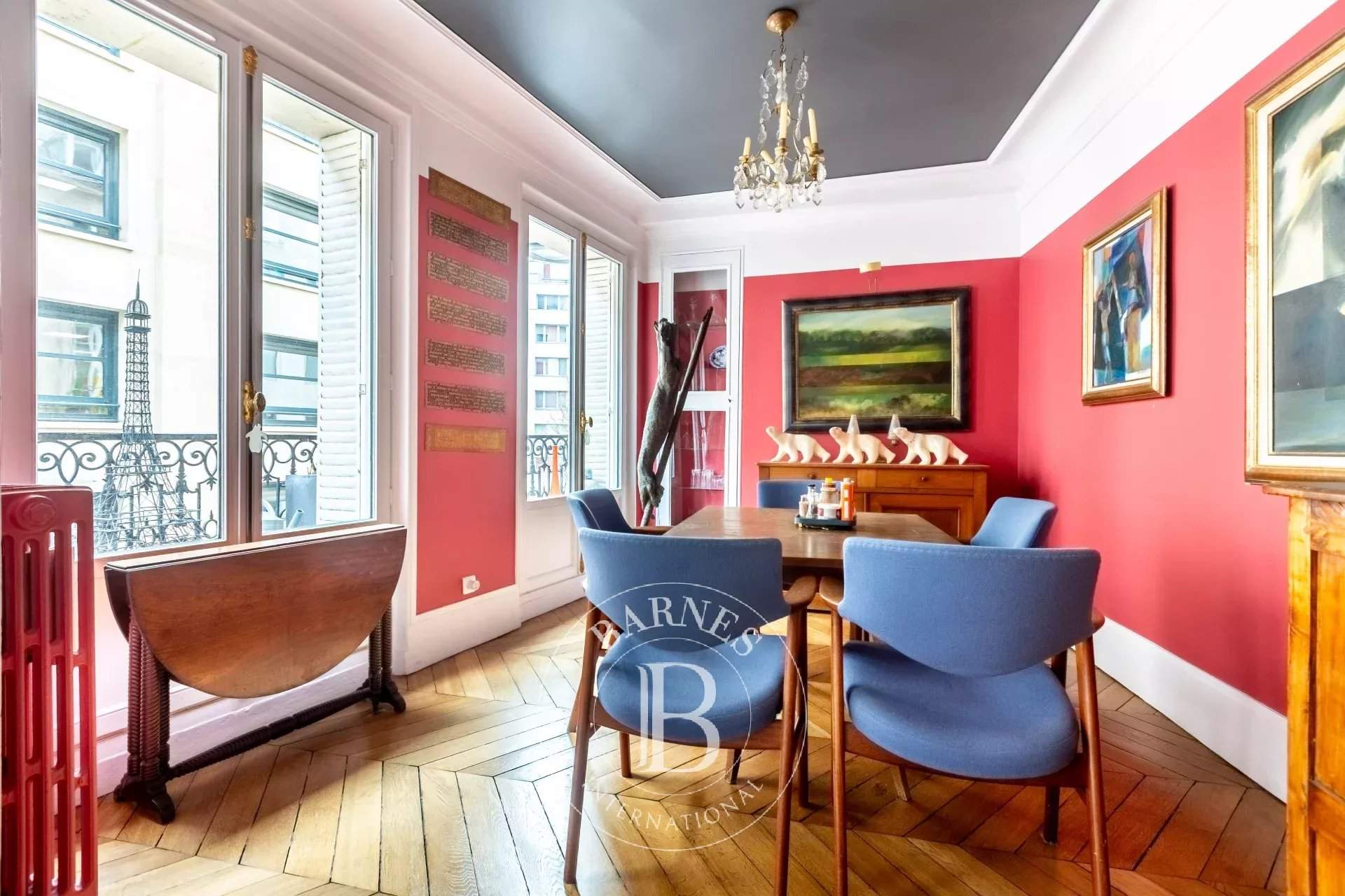 Paris  - Appartement 3 Pi&egrave;ces 2 Chambres - picture 2