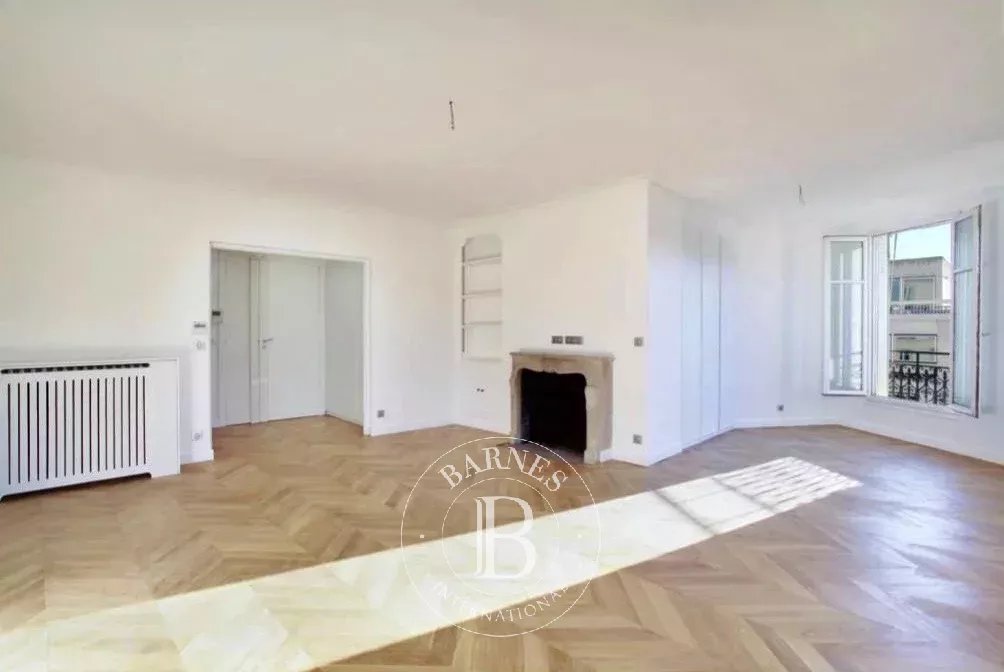 Paris  - Apartment 2 Bedrooms - picture 4