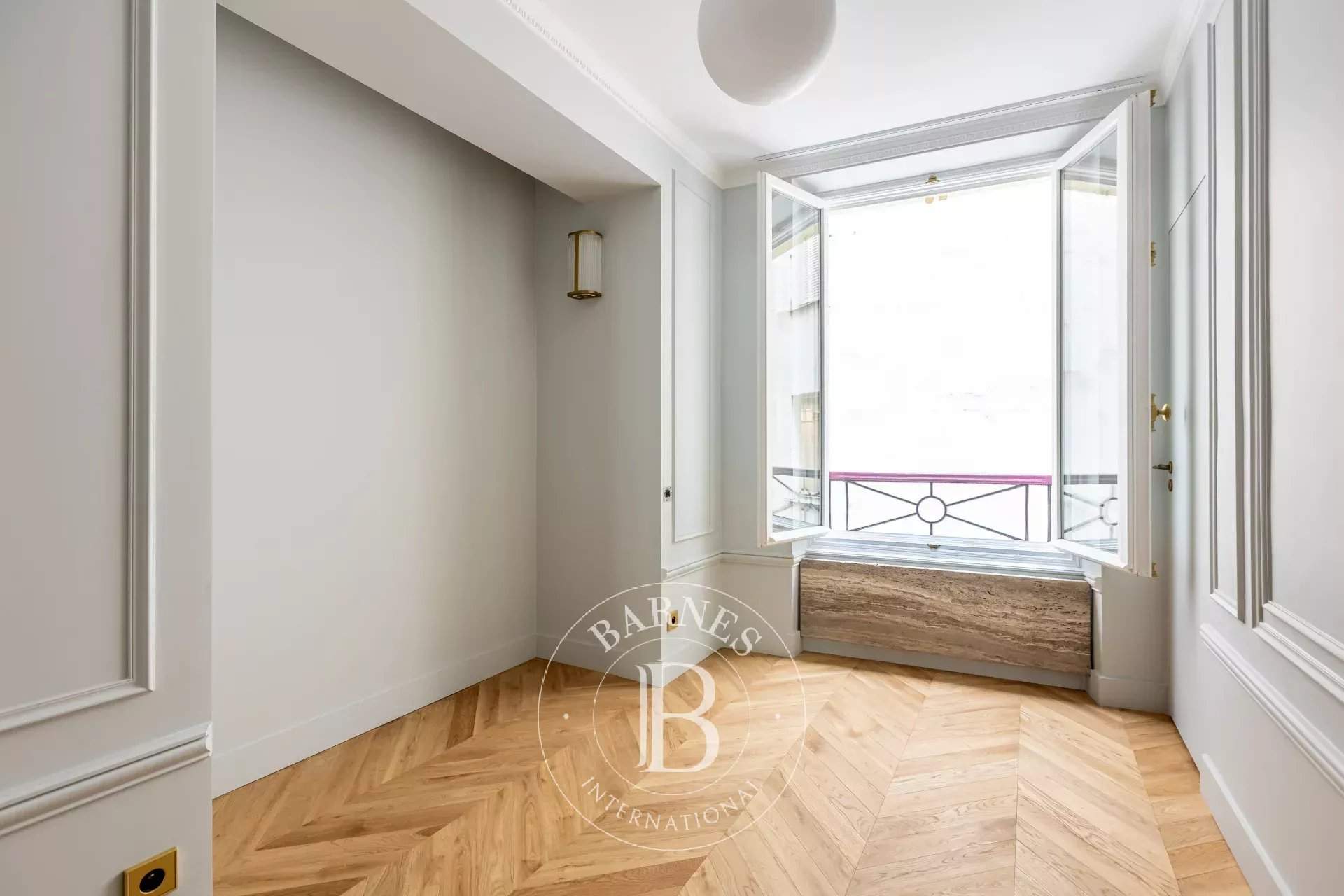 Paris  - Apartment  - picture 11