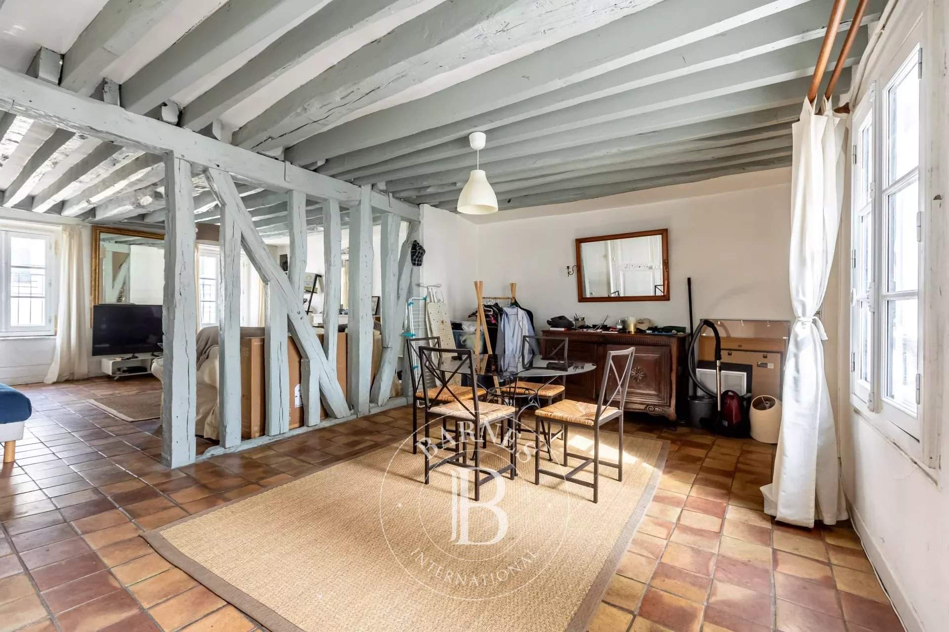 Paris  - Appartement 3 Pi&egrave;ces, 1 Chambre - picture 2