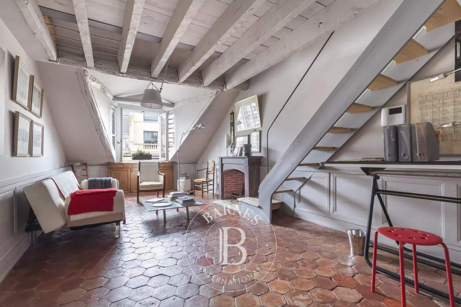 Paris  - Appartement 4 Pi&egrave;ces 2 Chambres - picture 1