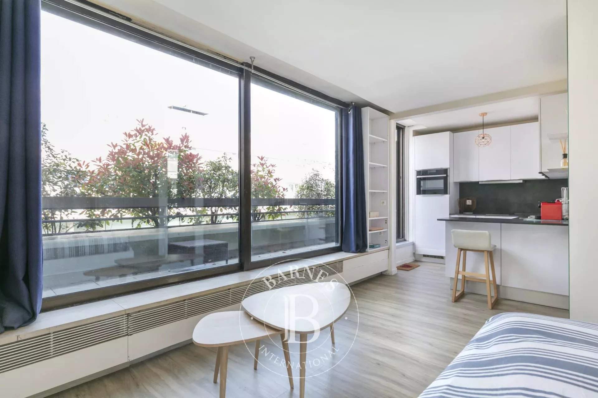 Paris  - Apartment  - picture 1