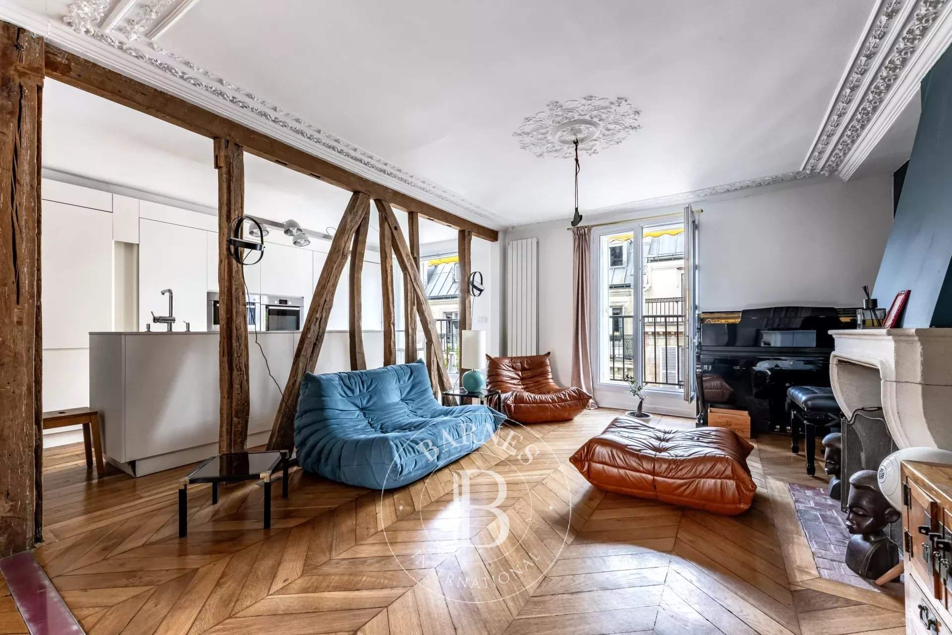 Paris  - Apartment 3 Bedrooms - picture 1