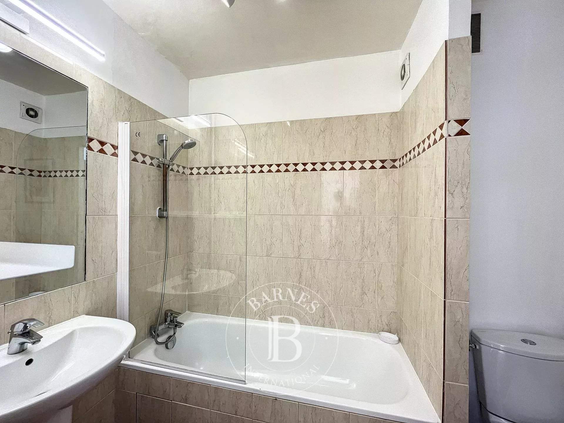 Paris  - Appartement 2 Pi&egrave;ces, 1 Chambre - picture 9