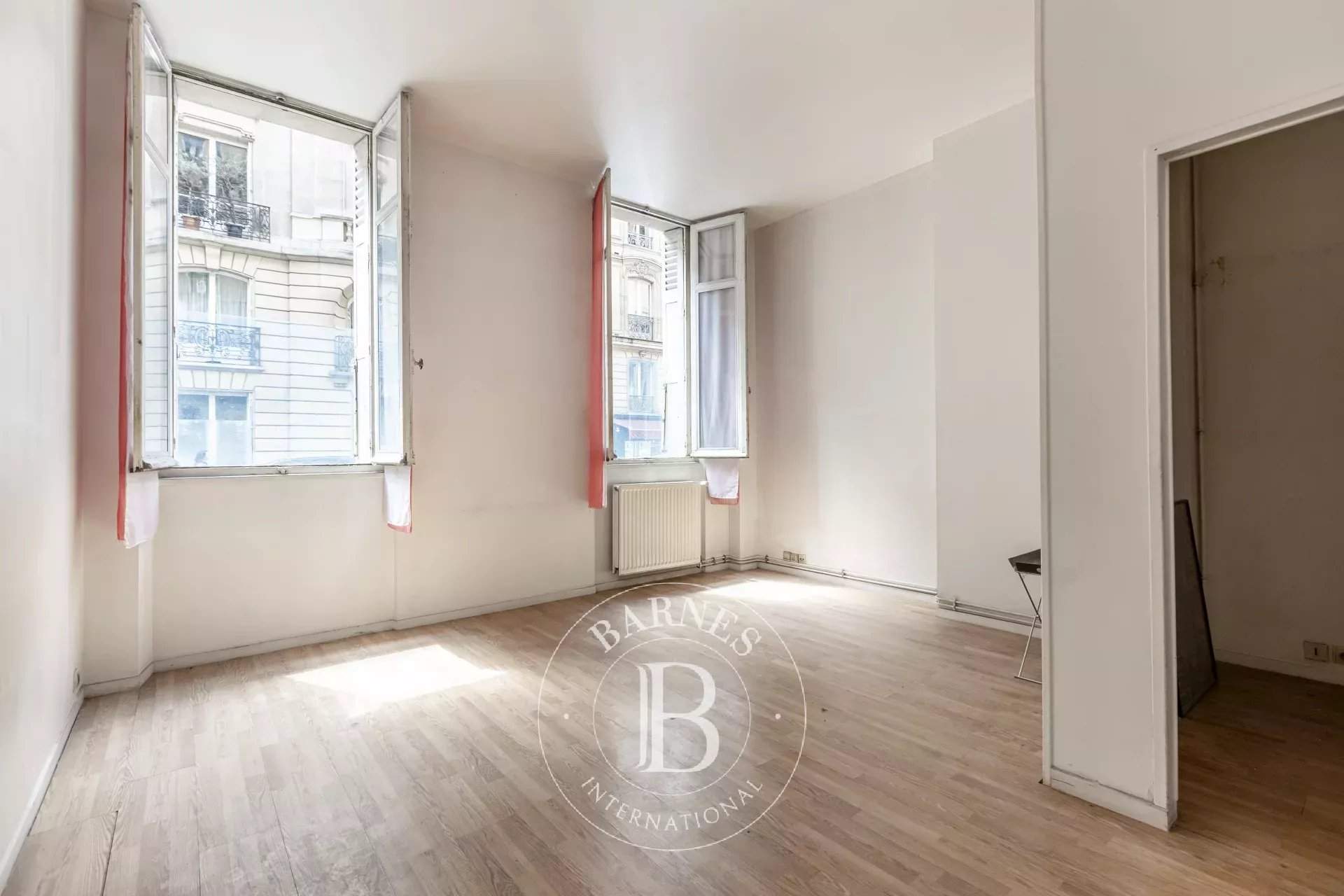 Paris  - Apartment  - picture 1