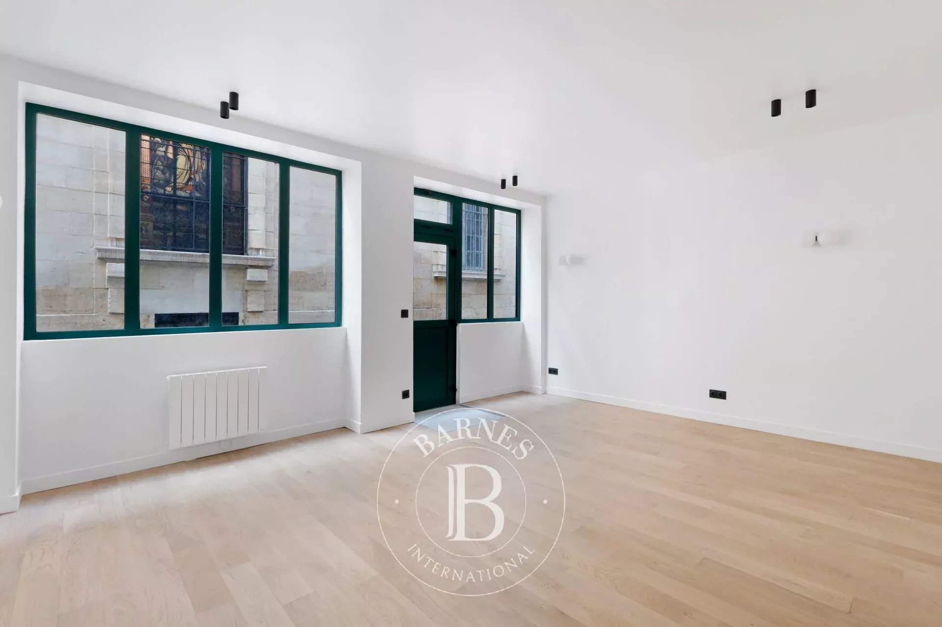 Paris  - Appartement 2 Pi&egrave;ces - picture 1