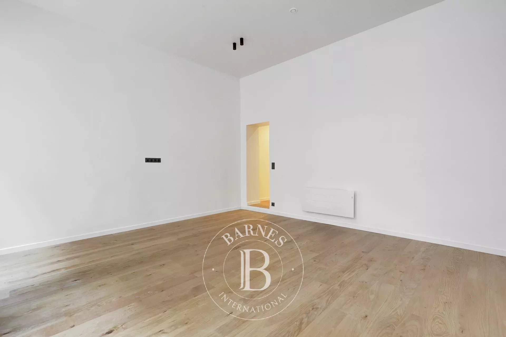 Paris  - Appartement 3 Pi&egrave;ces, 1 Chambre - picture 3