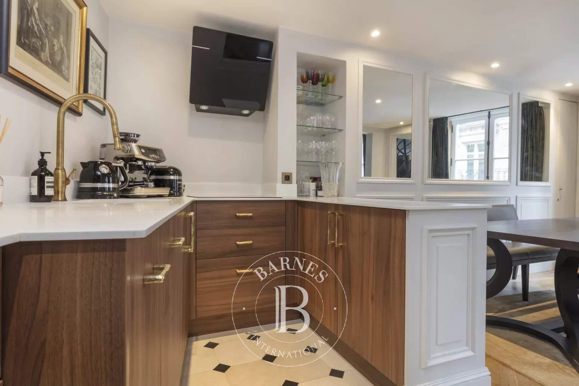 Paris  - Appartement 3 Pi&egrave;ces, 1 Chambre - picture 6