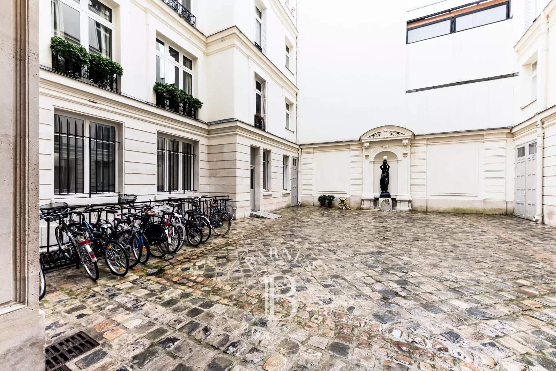 Paris  - Appartement 4 Pi&egrave;ces 2 Chambres - picture 9