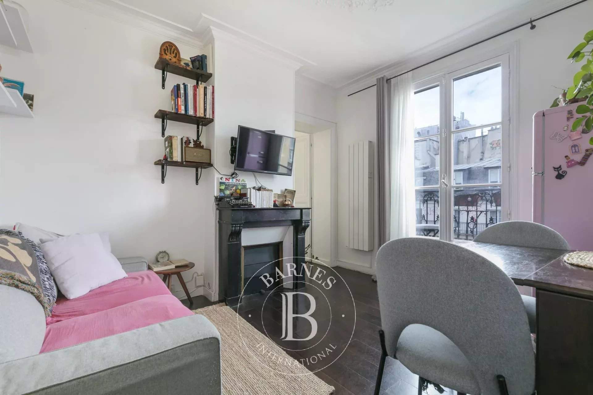 Paris  - Apartment 1 Bedroom - picture 1
