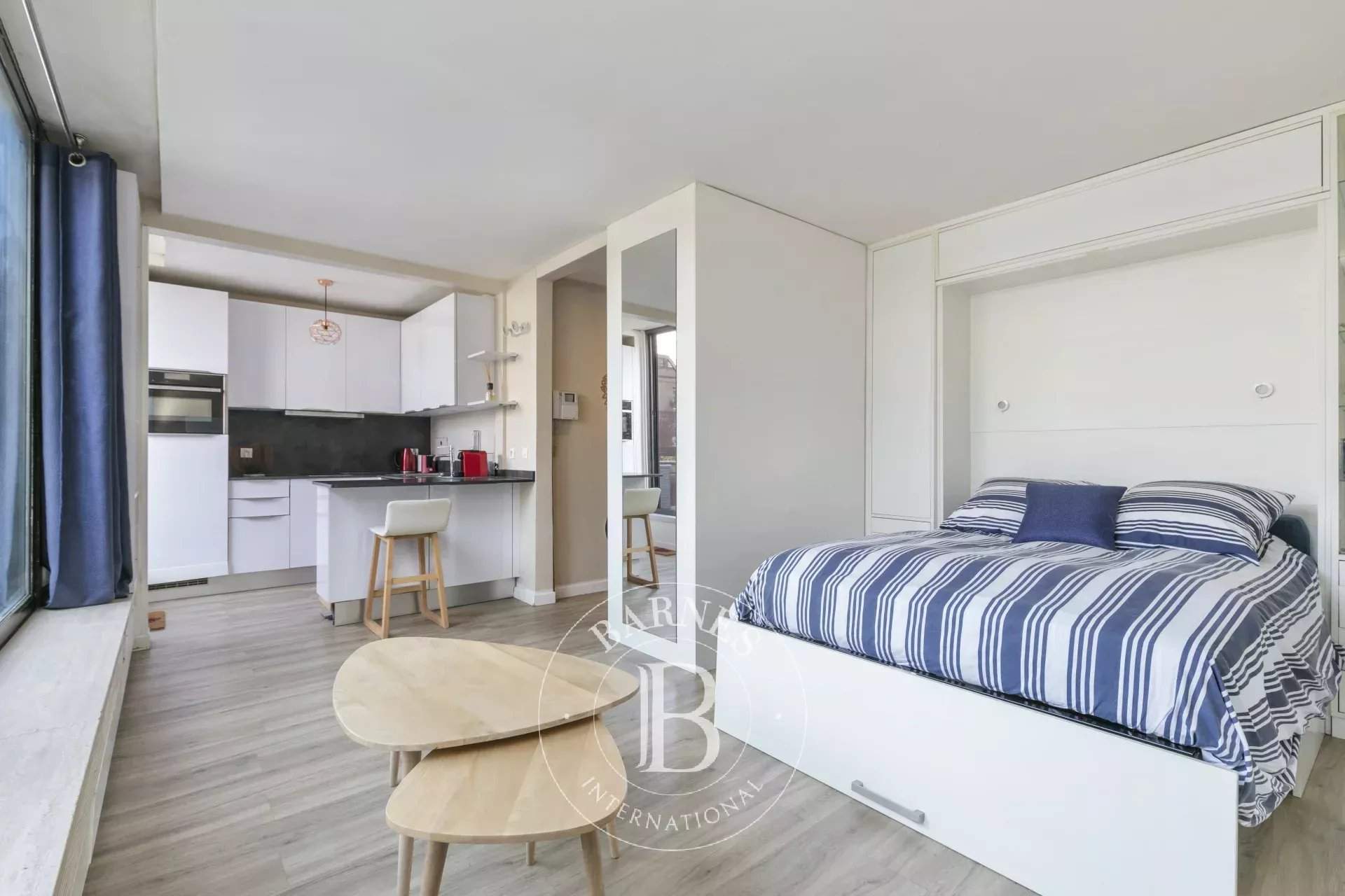 Paris  - Apartment  - picture 2