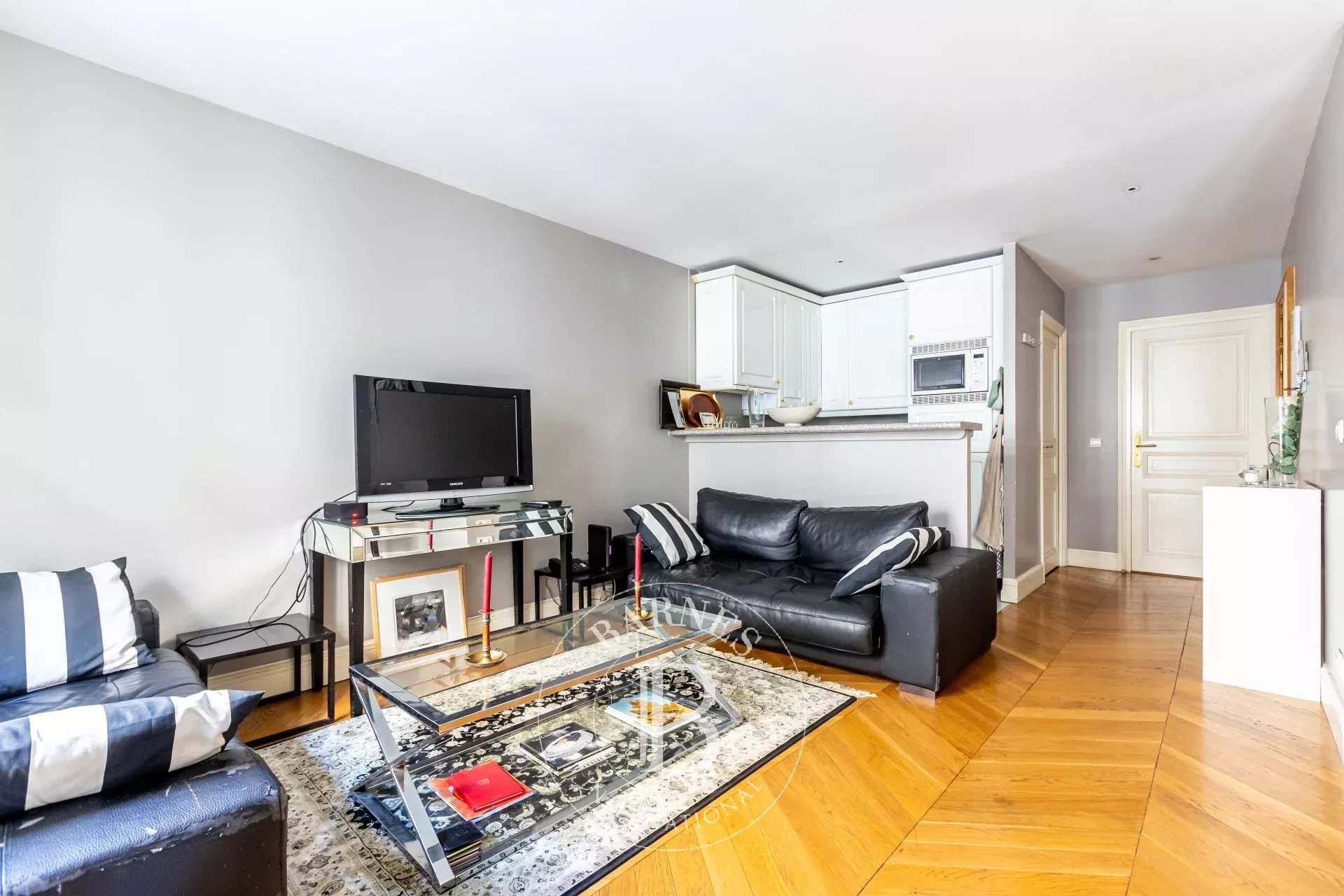 Paris  - Appartement 4 Pi&egrave;ces 2 Chambres - picture 6