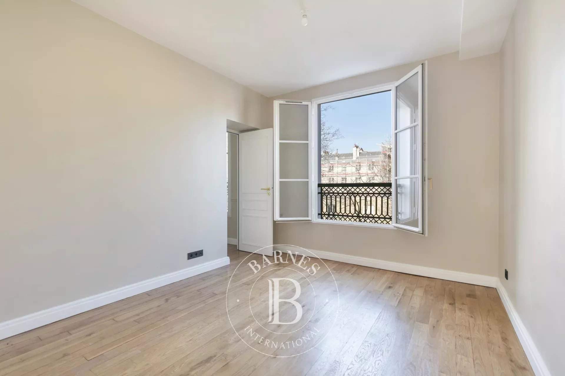 Paris  - Appartement 3 Pi&egrave;ces 2 Chambres - picture 10