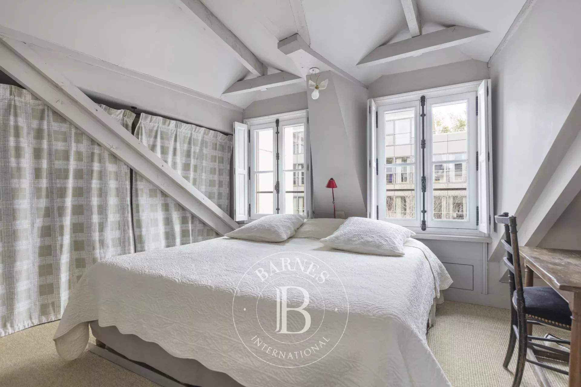 Paris  - Appartement 4 Pi&egrave;ces 2 Chambres - picture 8