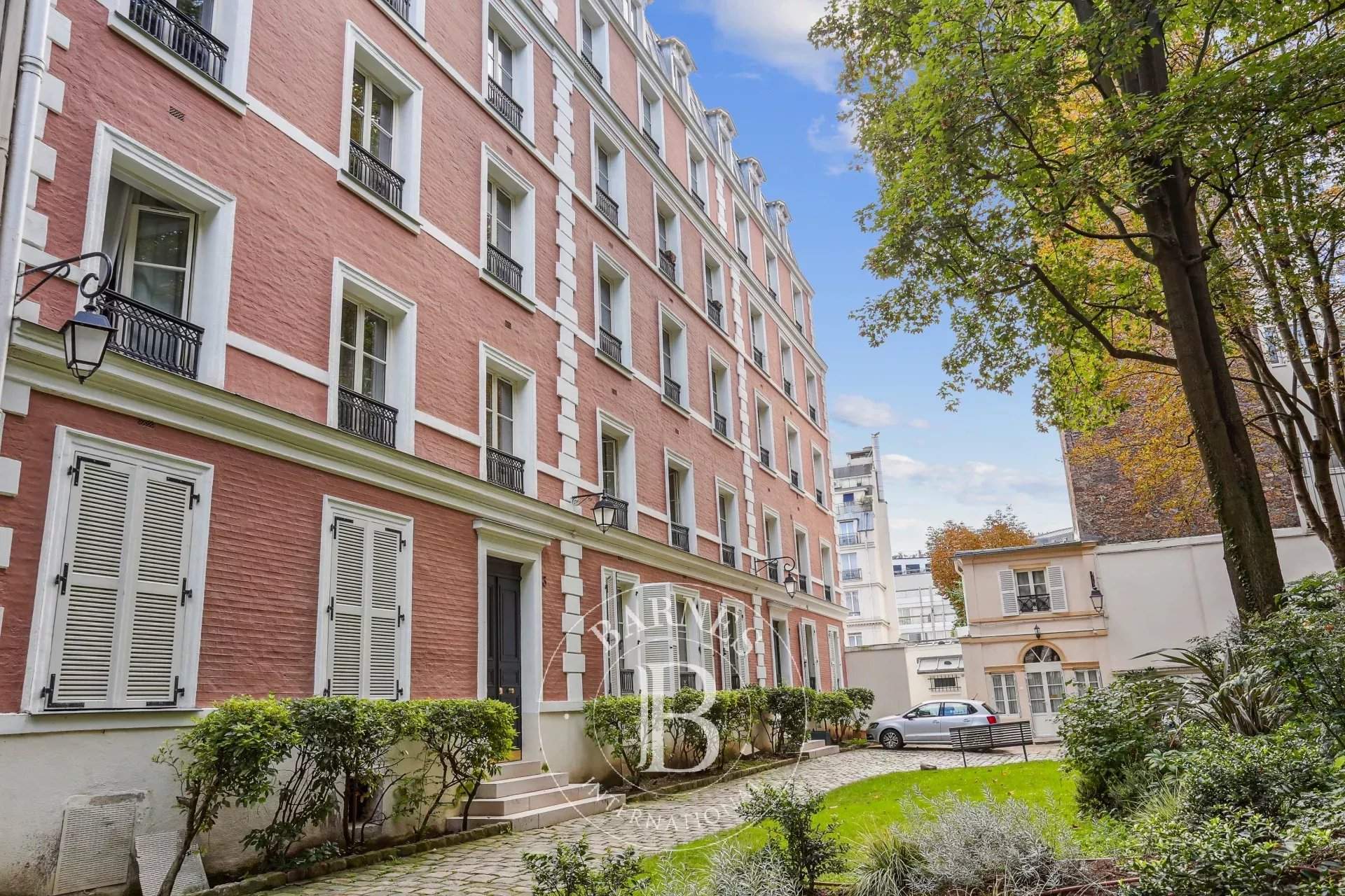 Paris  - Appartement 3 Pi&egrave;ces 2 Chambres - picture 12