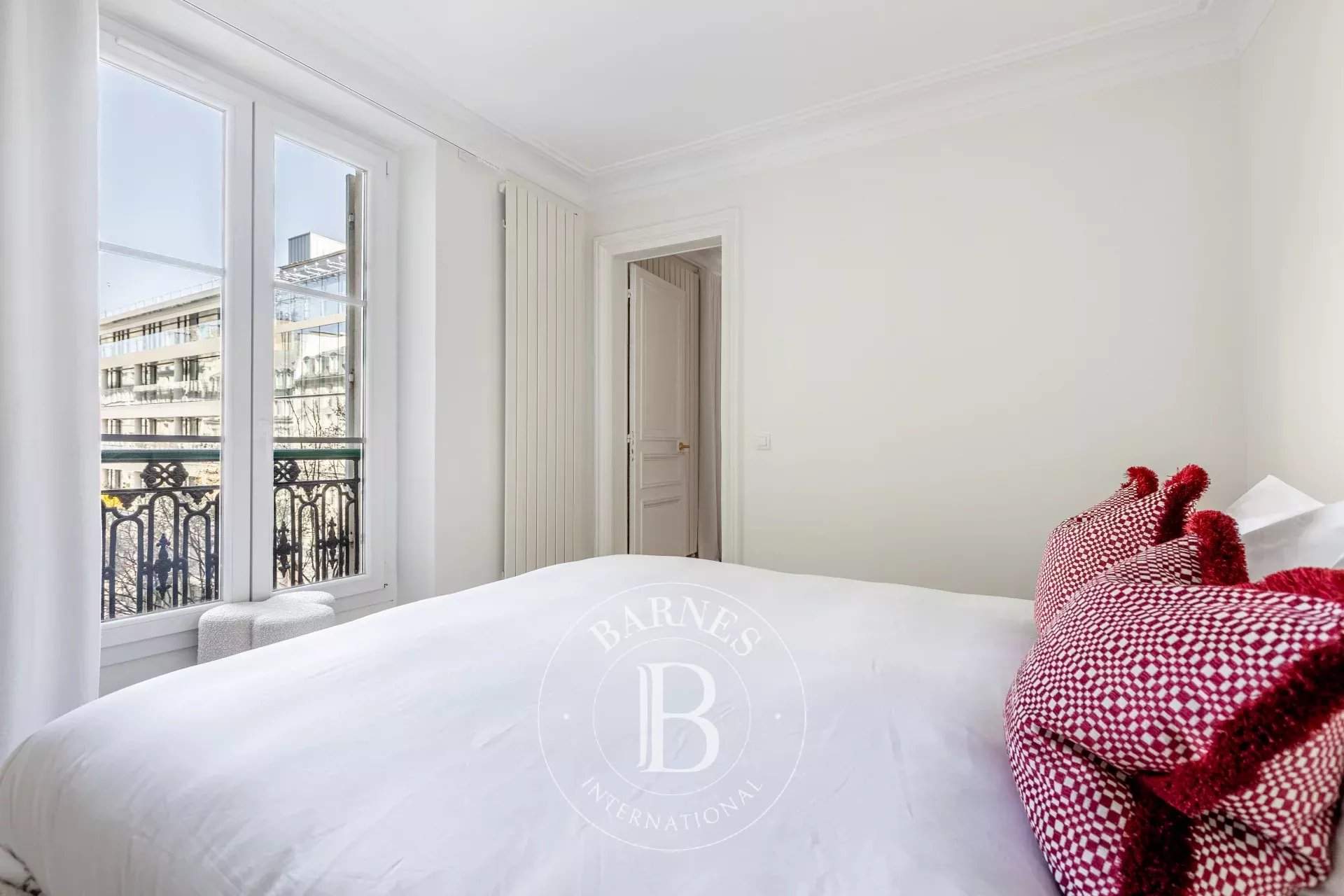 Paris  - Appartement 3 Pi&egrave;ces 2 Chambres - picture 8