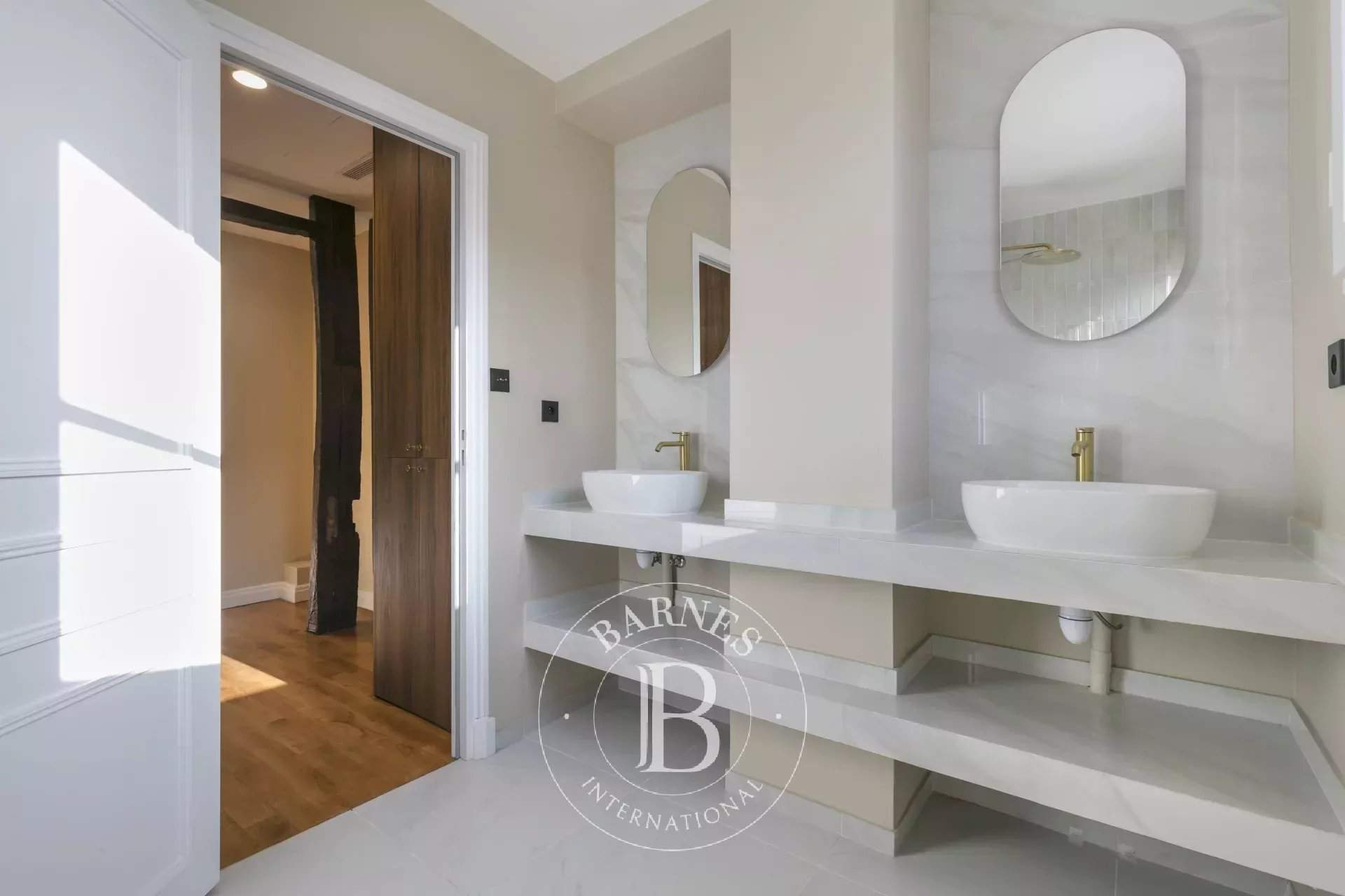 Paris  - Appartement 3 Pi&egrave;ces 2 Chambres - picture 7