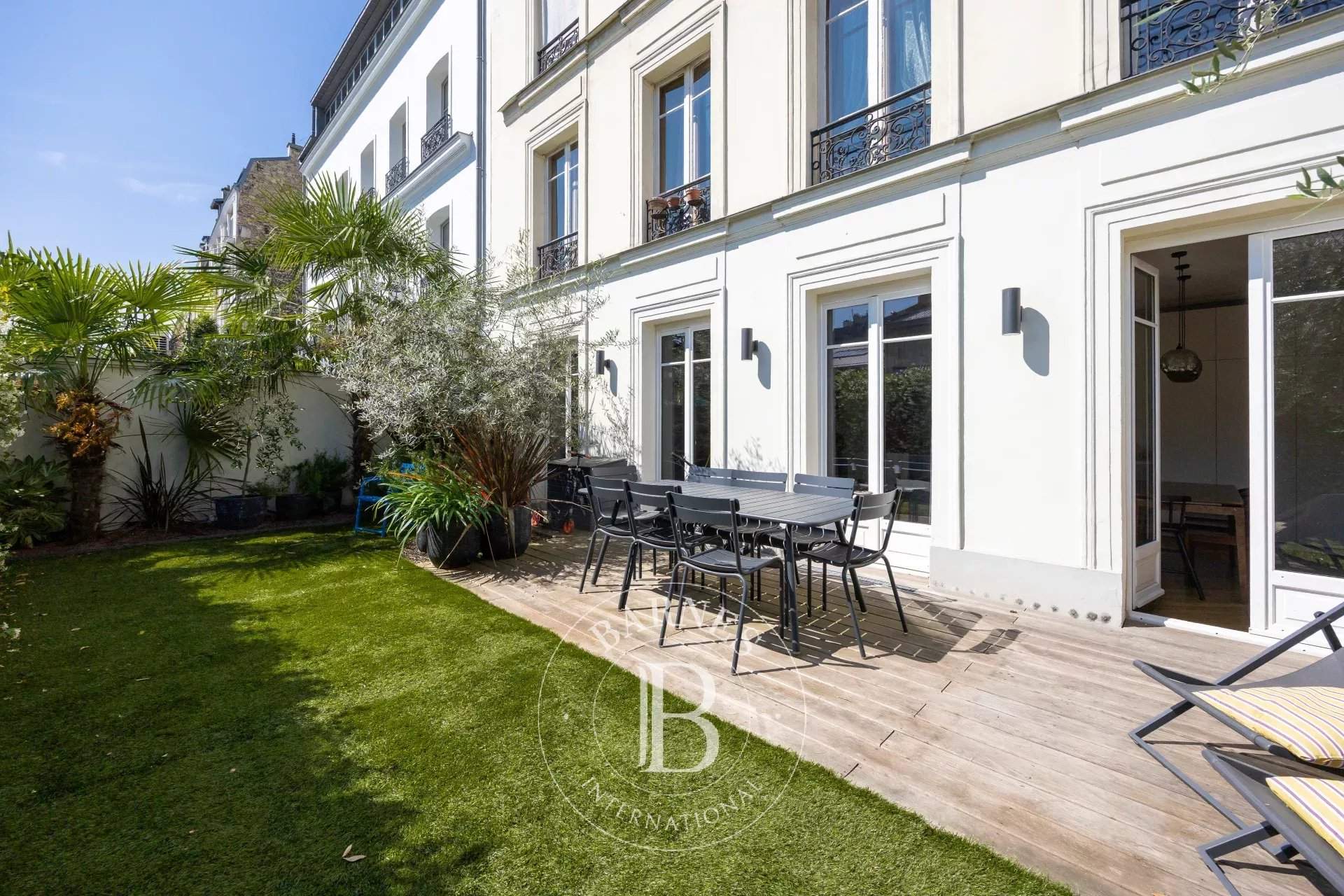 Paris  - Apartment 2 Bedrooms - picture 1