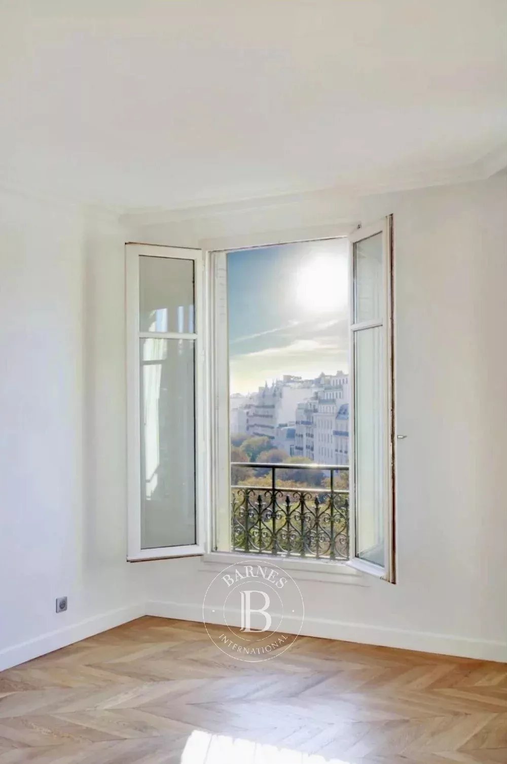 Paris  - Apartment 2 Bedrooms - picture 9