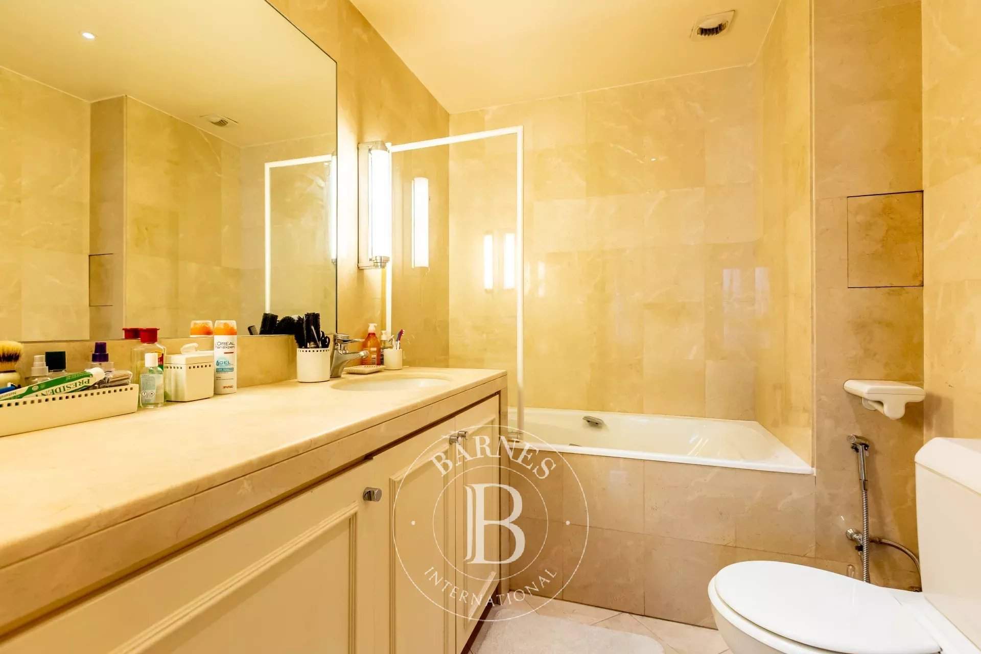 Paris  - Appartement 4 Pi&egrave;ces 2 Chambres - picture 14