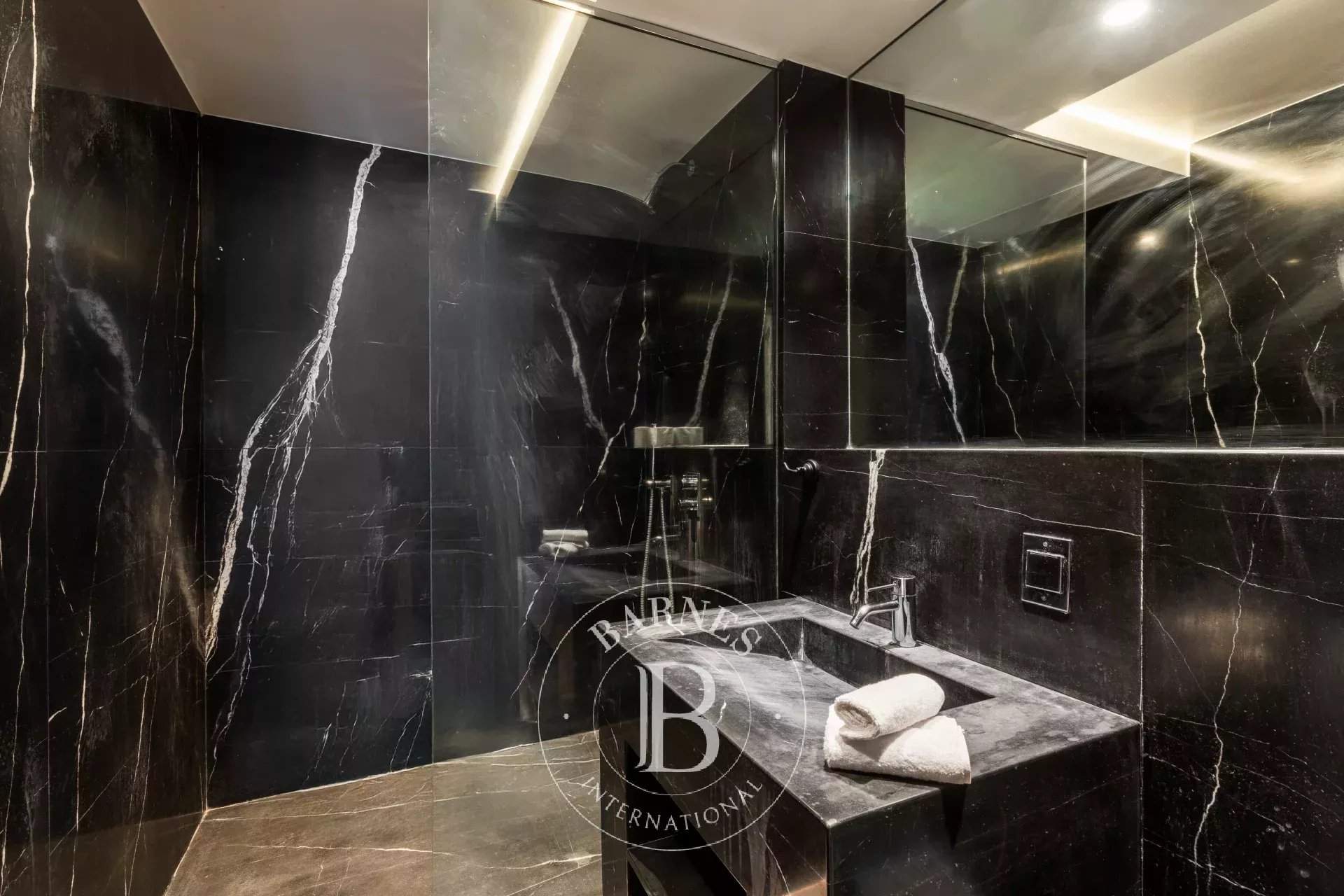 Paris  - Apartment  - picture 6