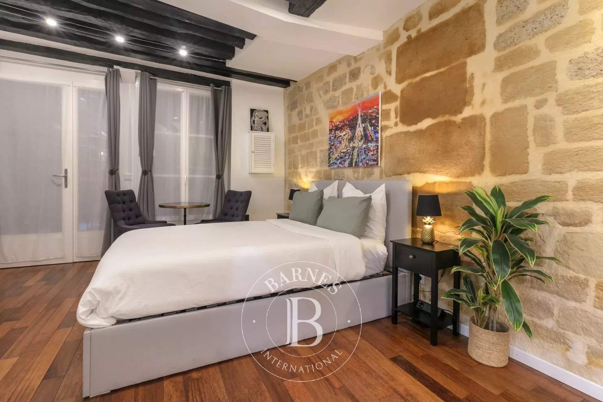 Paris  - Apartment  - picture 2