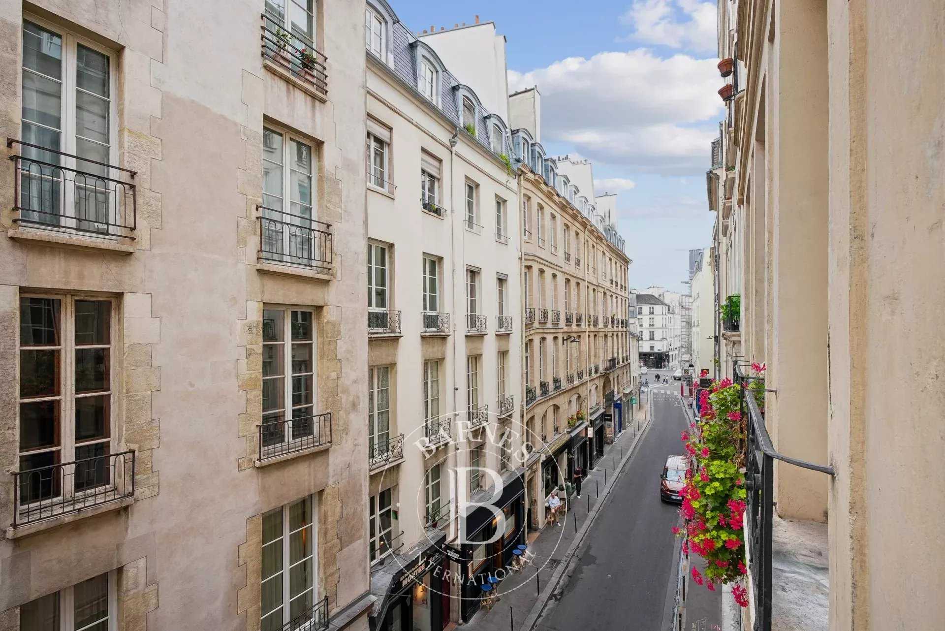 Paris  - Apartment 